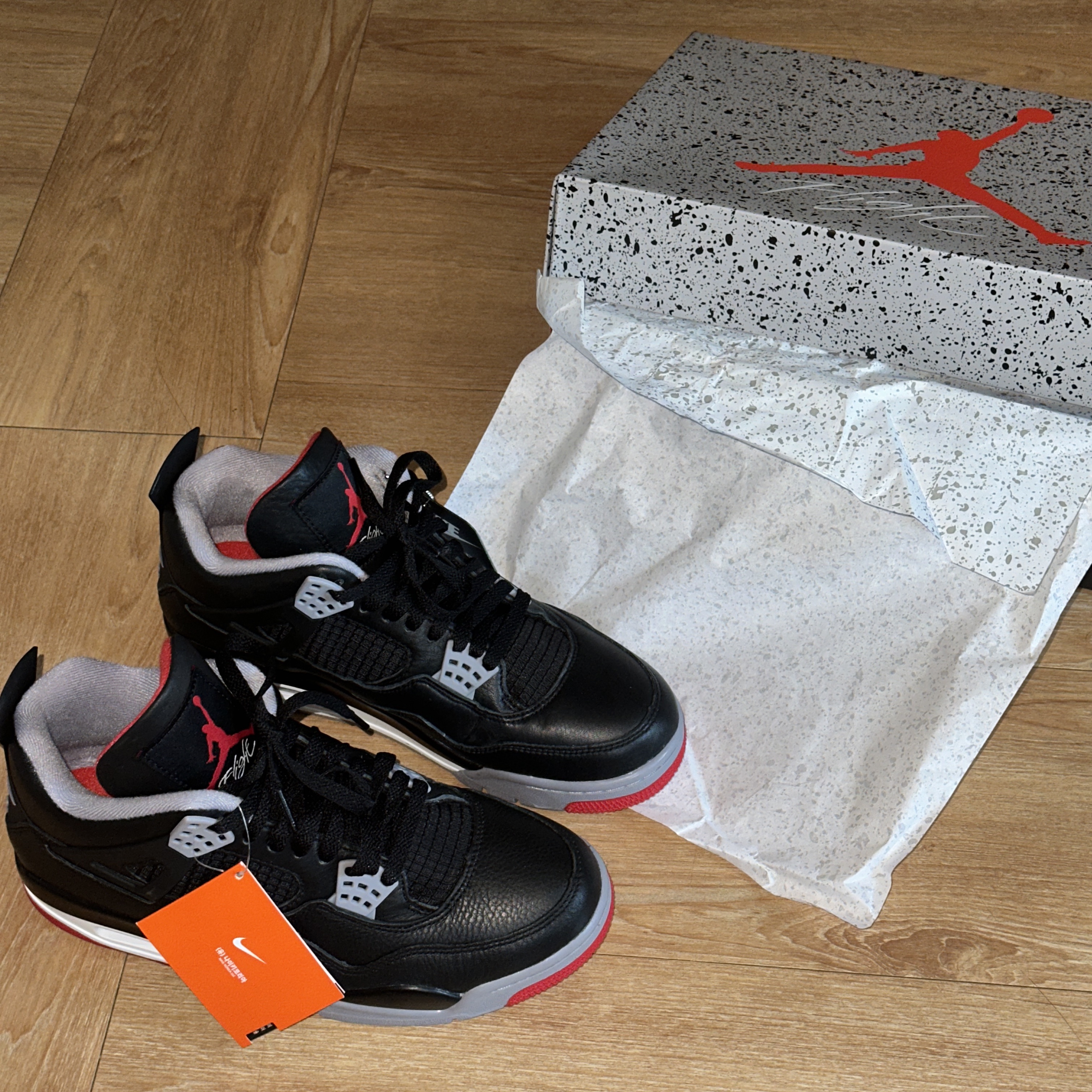 Jordan 4 Retro Bred Reimagined 착용 스타일 - 2