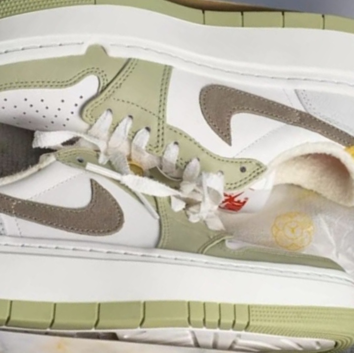 (W) Jordan 1 Elevate Low SE Year of The Rabbit Ivory Palomino 착용 스타일