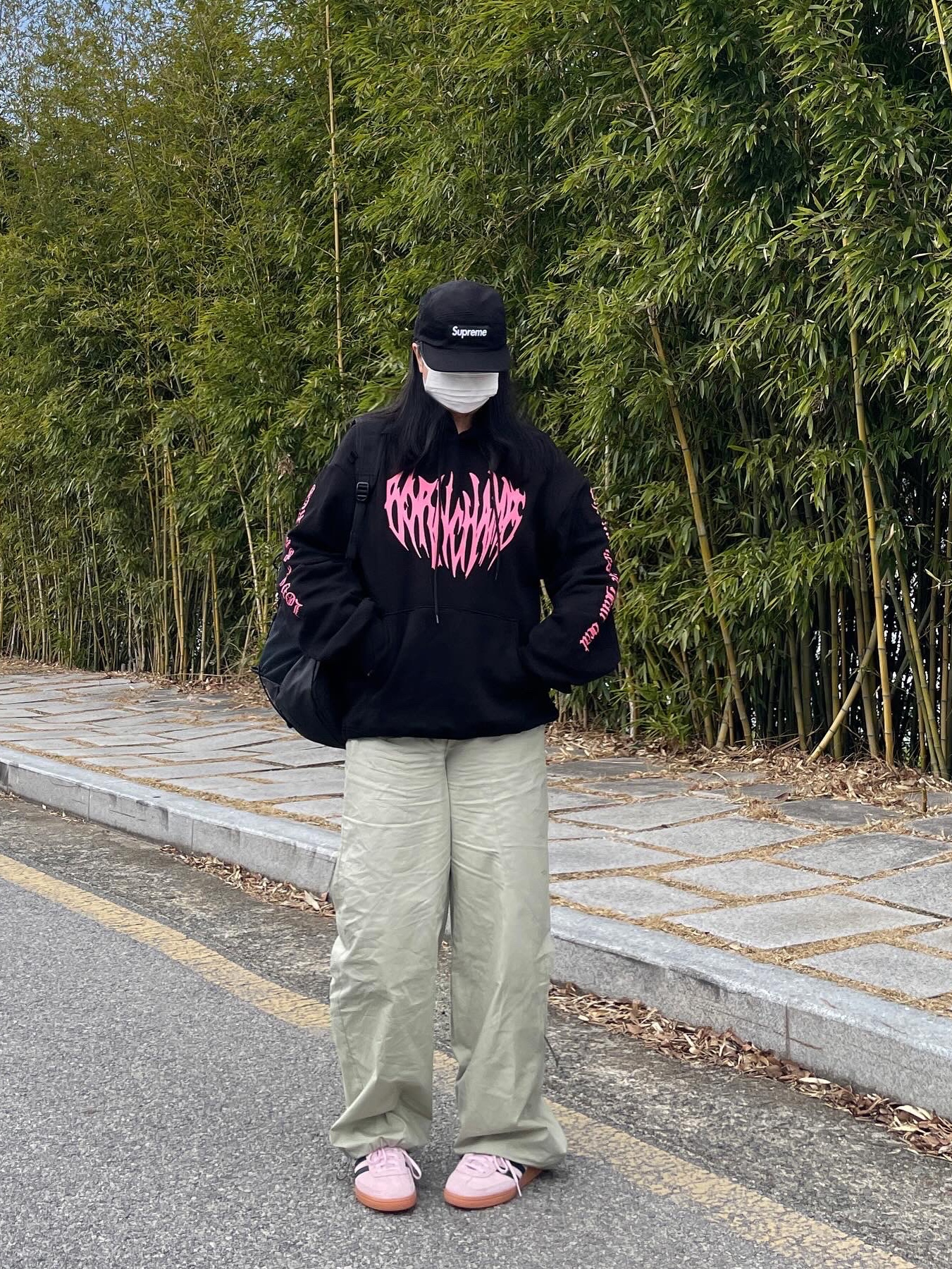 Supreme Washed Chino Twill Camp Cap Black, (W) Adidas Spezial Handball Clear Pink 착용 스타일 - 1