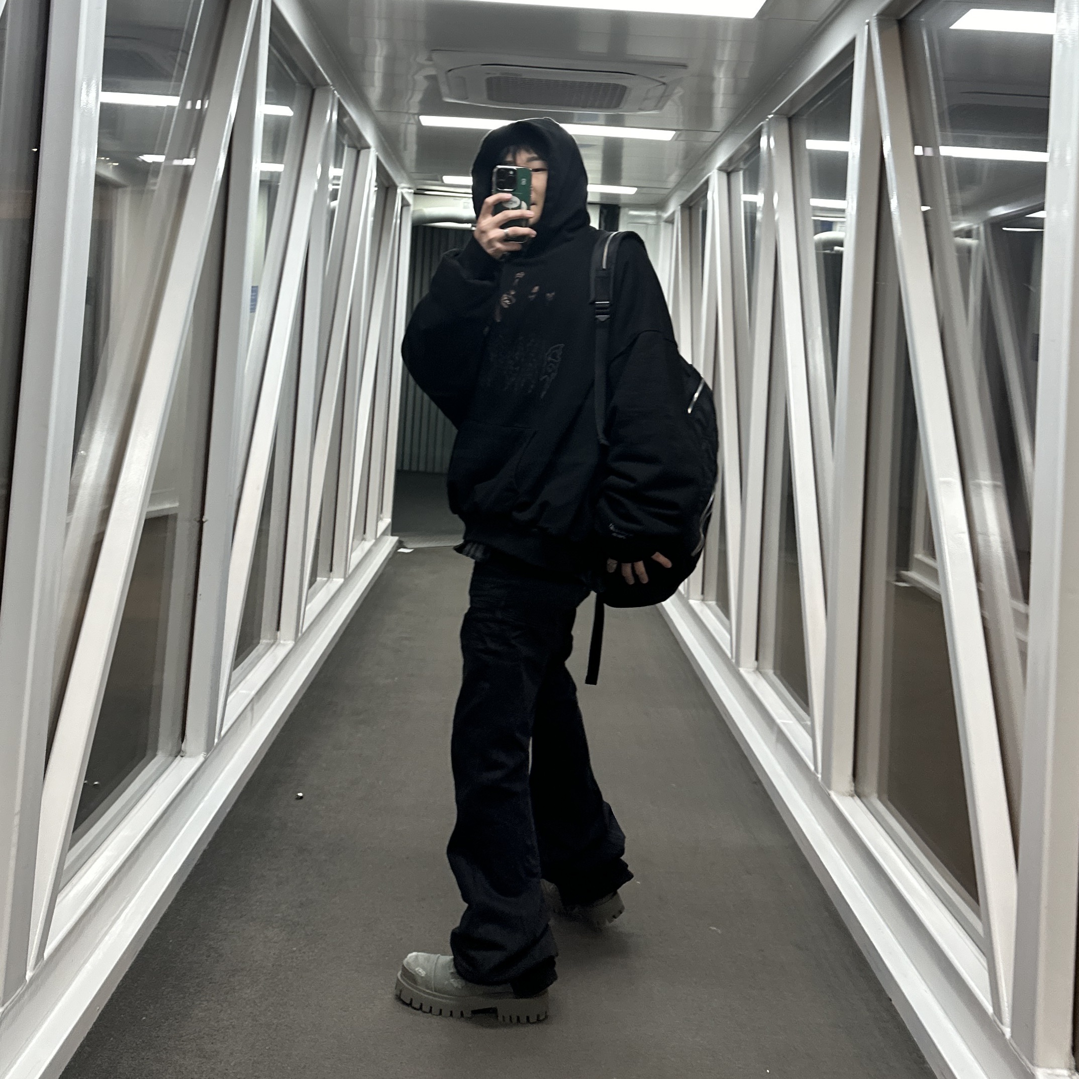 Balenciaga Combat Strike 20mm Boot Kaki, Farfromwhat Far Zipper Ripstop Backpack Black 착용 스타일 - 2