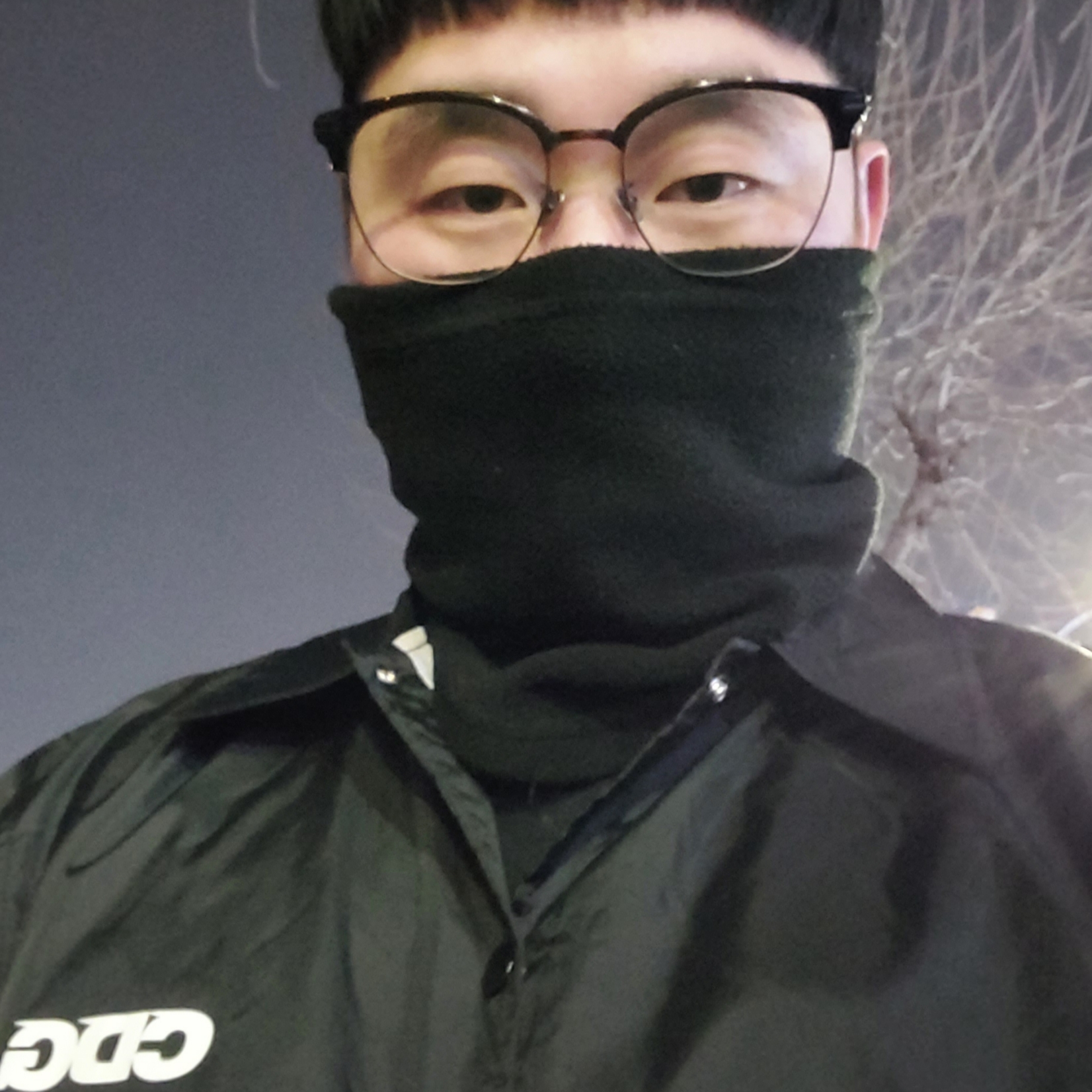 CDG Coach Jacket5 Black 착용 스타일 - 2