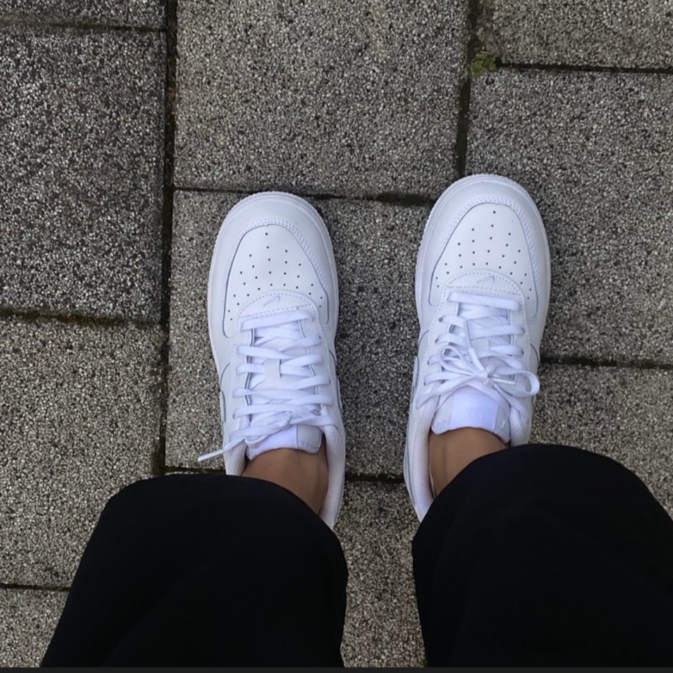 Nike Air Force 1 '07 Low White 착용 스타일