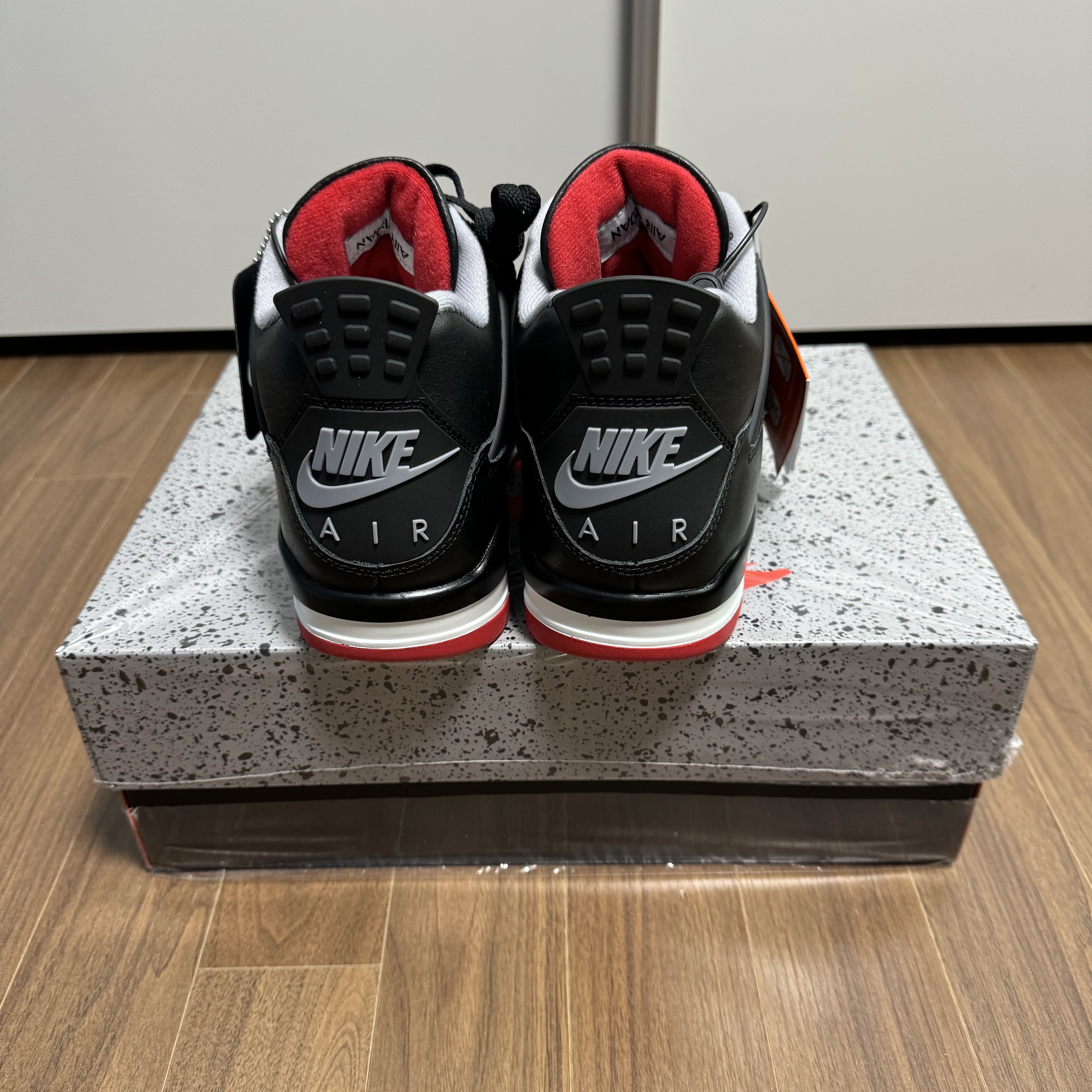 Jordan 4 Retro Bred Reimagined 착용 스타일