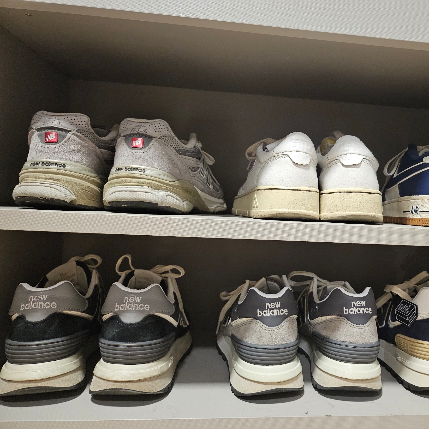New Balance 574 Legacy Black, New Balance 574 Legacy Grey 착용 스타일