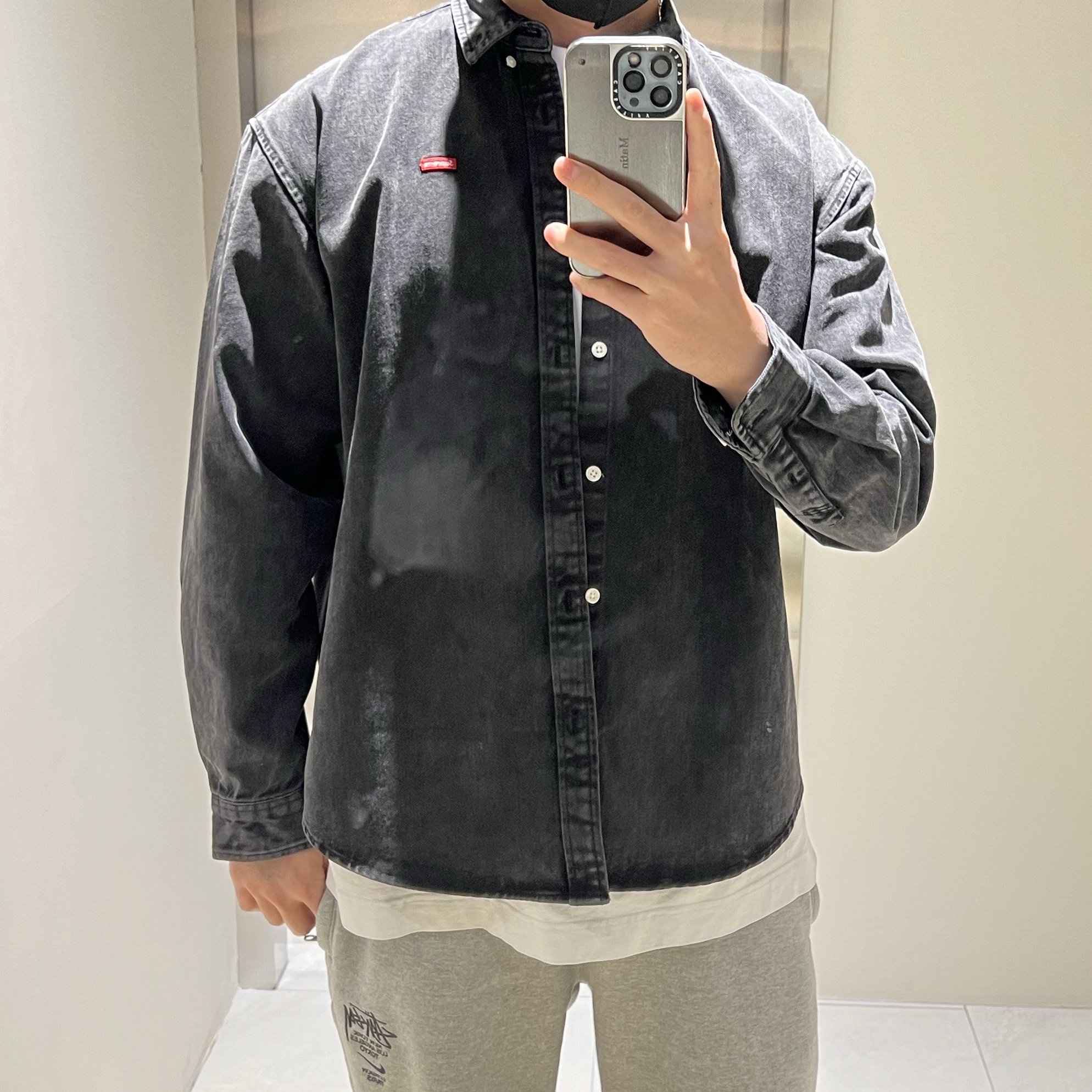 Supreme Small Box Shirt Washed Black - 24SS 착용 스타일