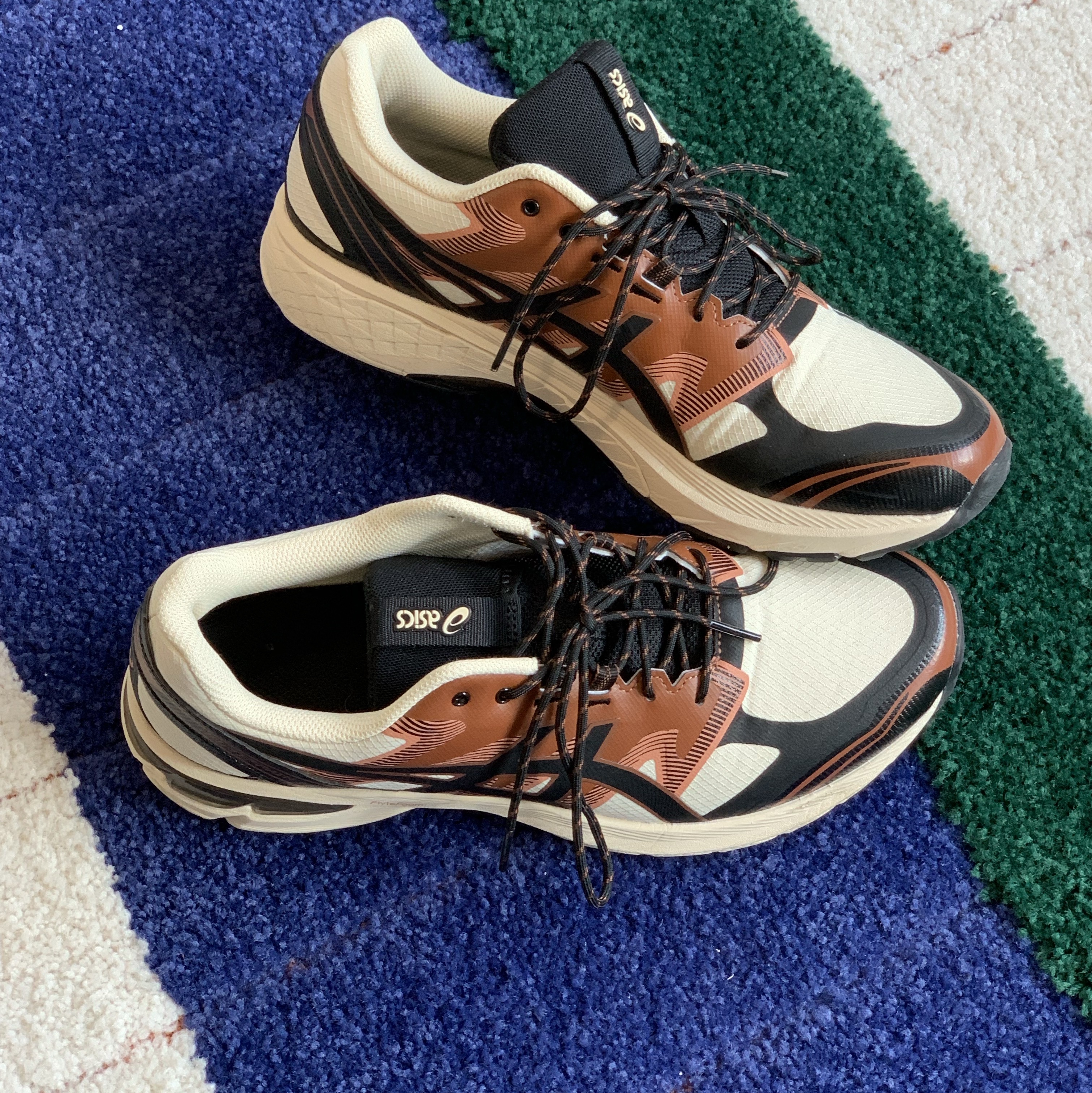Asics Gel-Terrain Vanilla Black 착용 스타일 - 8