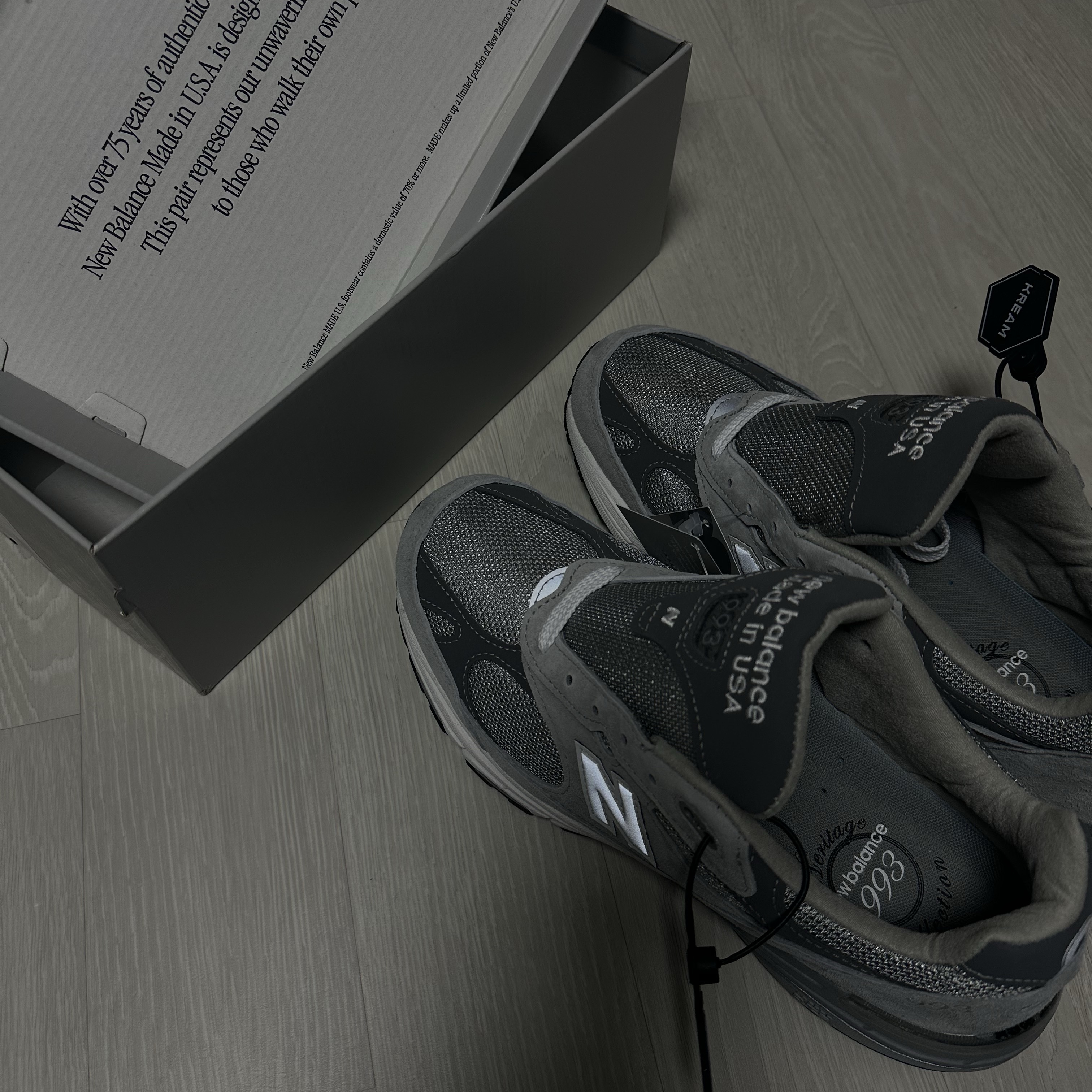 New Balance 993 Made in USA Grey - D Standard 착용 스타일
