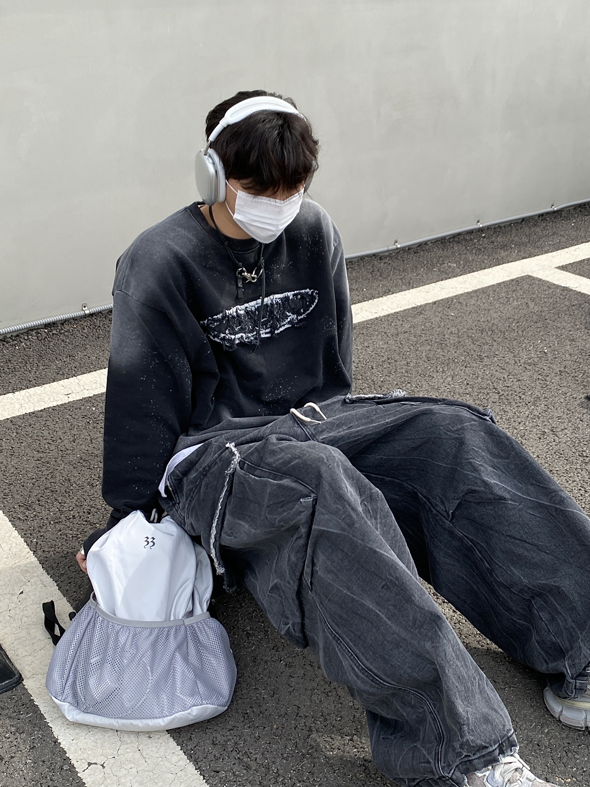 Balenciaga 3XL Sneakers Light Beige 착용 스타일 - 4