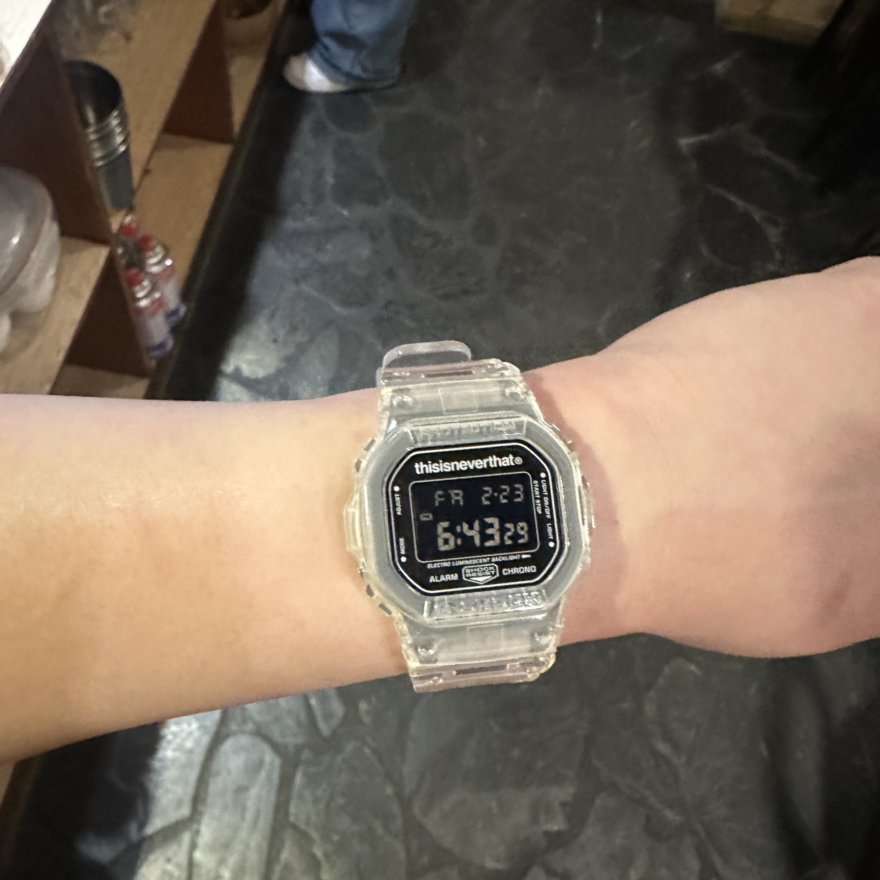 Casio G-Shock x Thisisneverthat DW-5600TINT23-7DF Skeleton 착용 스타일