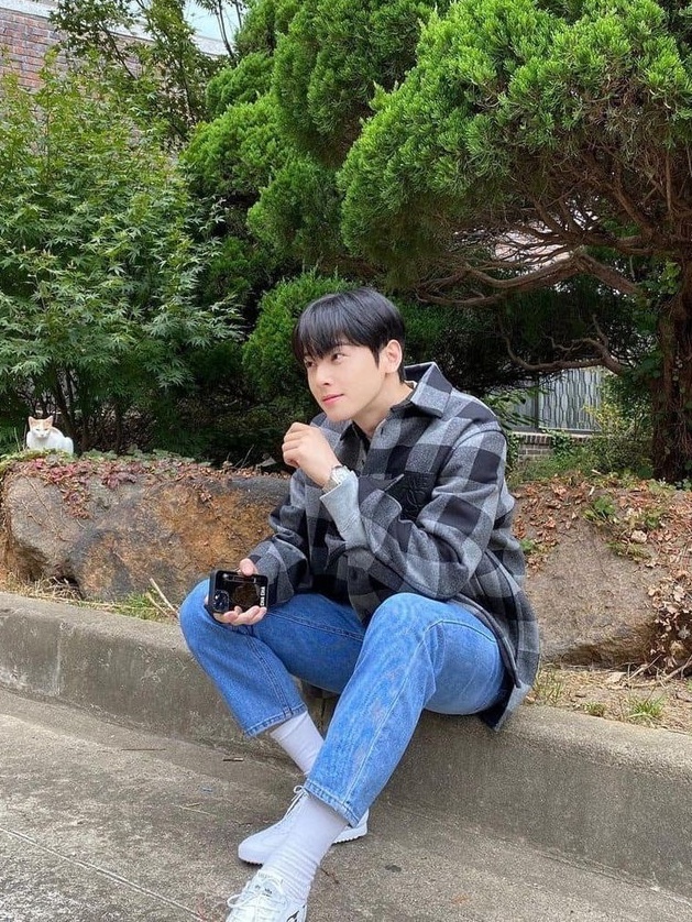 Our Legacy Borrowed Shirt Big Lumbercheck Print, IAB Studio Check Shirt Jacket Gray Red 착용 스타일 - 6
