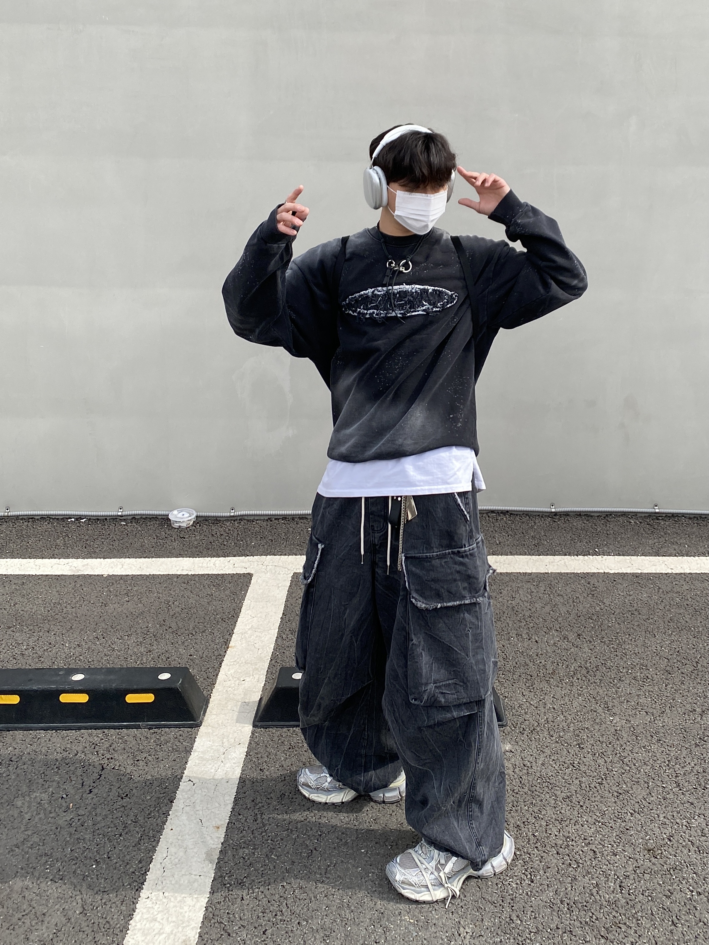 Balenciaga 3XL Sneakers Light Beige 착용 스타일 - 3