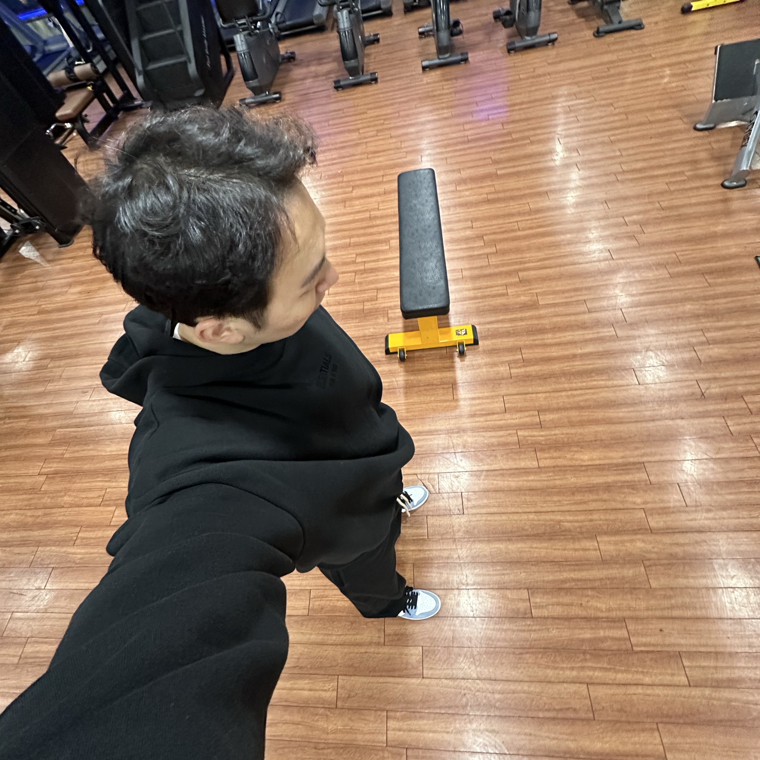 Essentials Sweatpants Jet Black - 23FW, Essentials Hoodie Jet Black - 23FW 착용 스타일 - 3