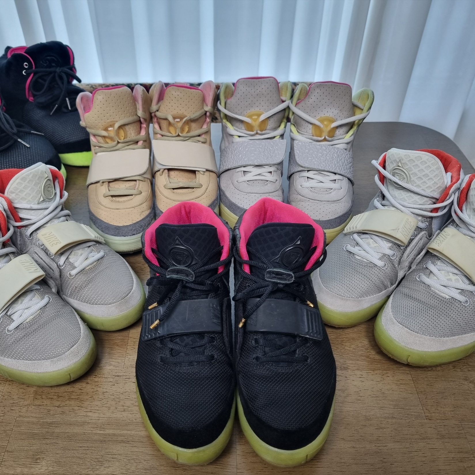 Nike Air Yeezy 2 Solar Red, Nike Air Yeezy 2 Pure Platinum 착용 스타일 - 1