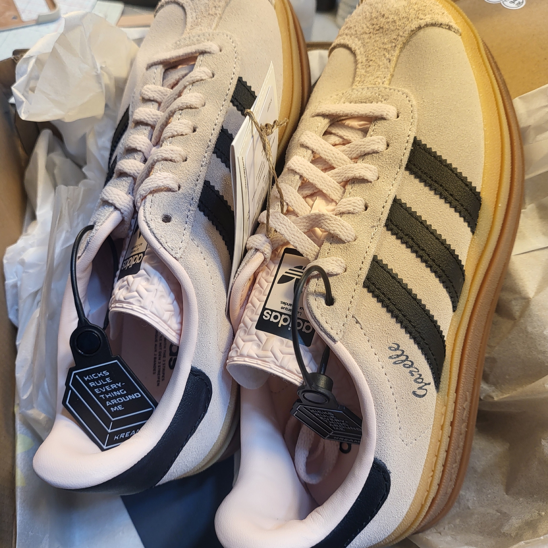 (W) Adidas Gazelle Bold Wonder Quartz Core Black 착용 스타일 - 3