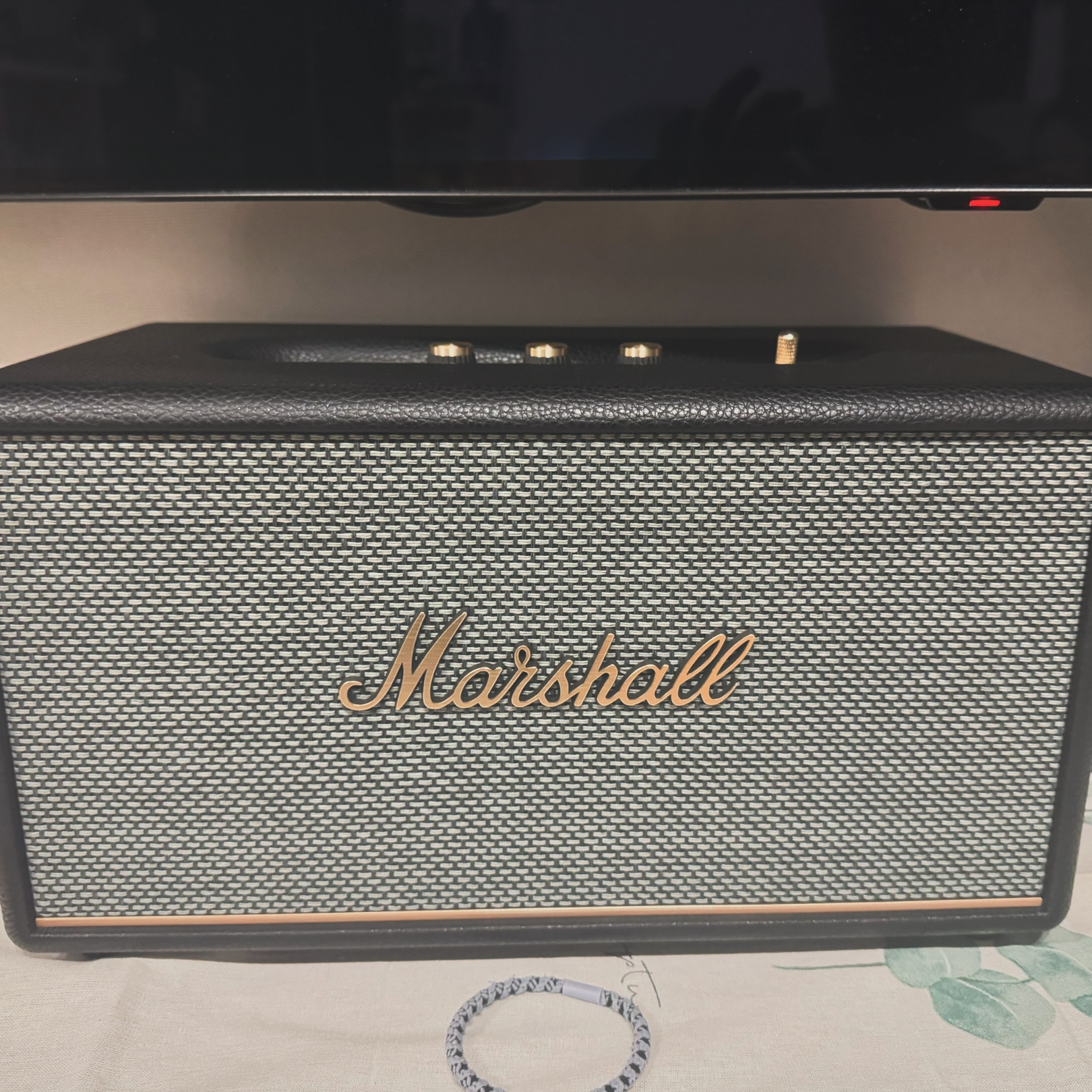 Marshall Stanmore III Bluetooth Black (Korean Ver.) 착용 스타일