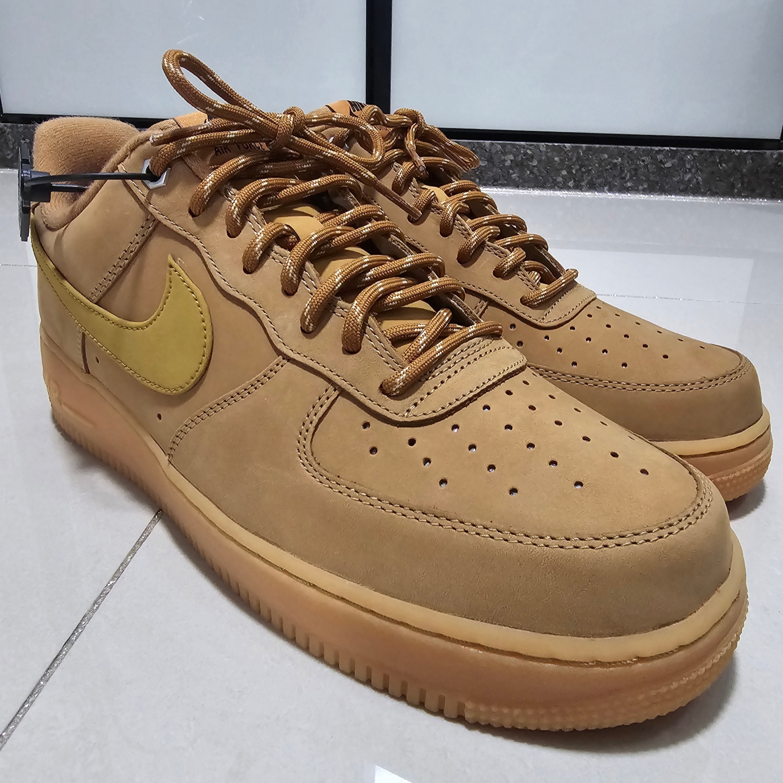 Nike Air Force 1 '07 WB Flax 착용 스타일 - 5