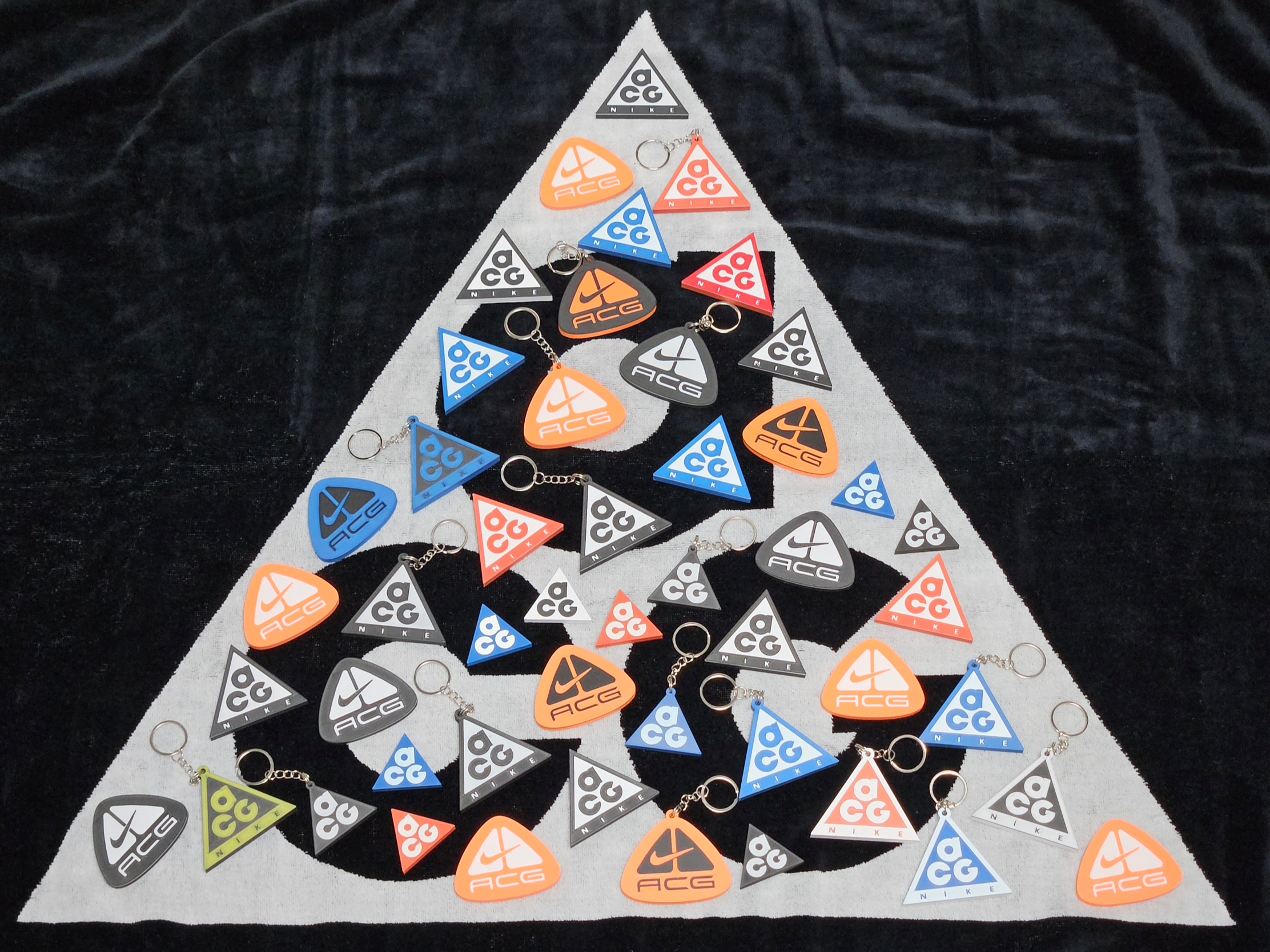 Nike ACG Towel Black Summit White 착용 스타일 - 1