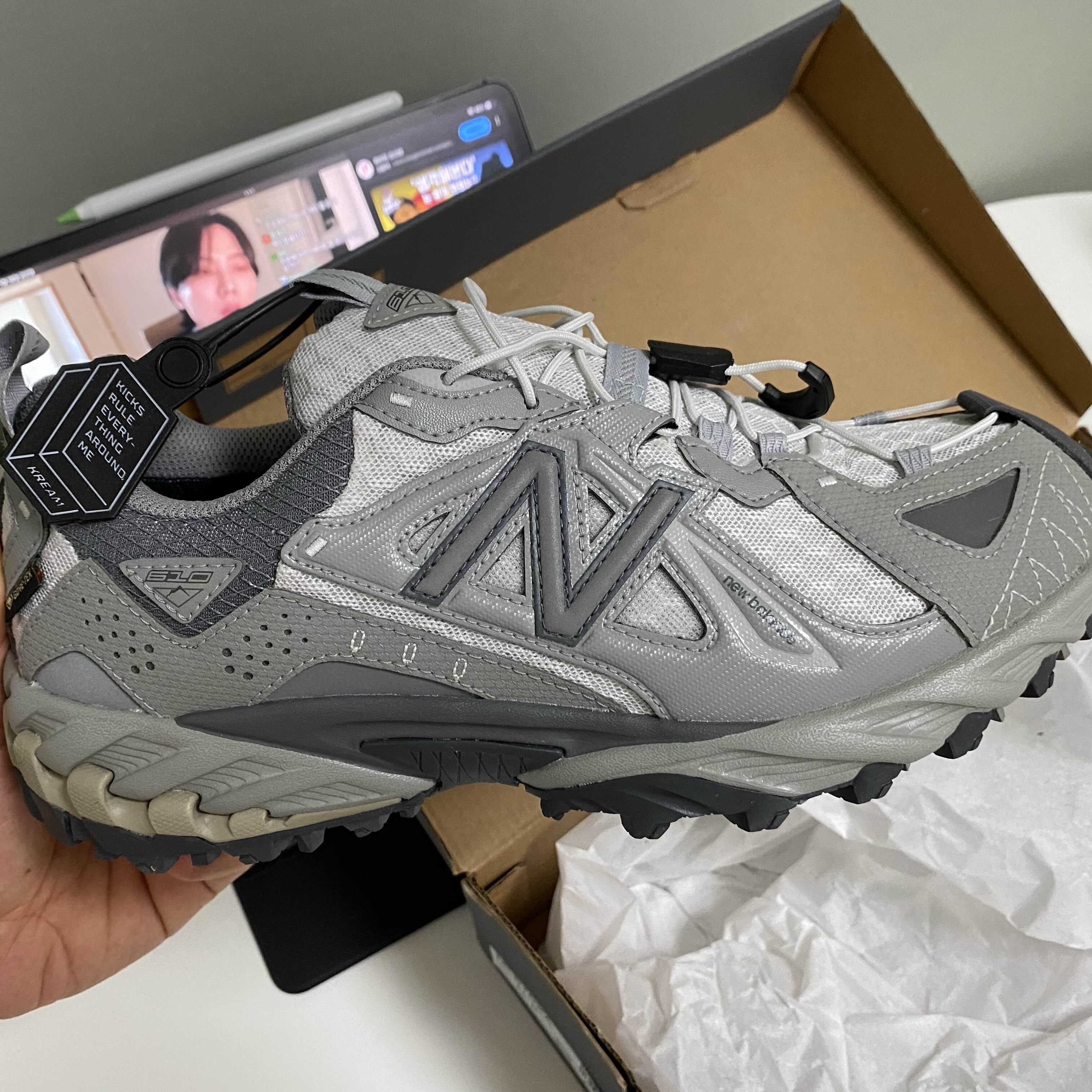 New Balance ML610Xv1 Team Away Grey 착용 스타일
