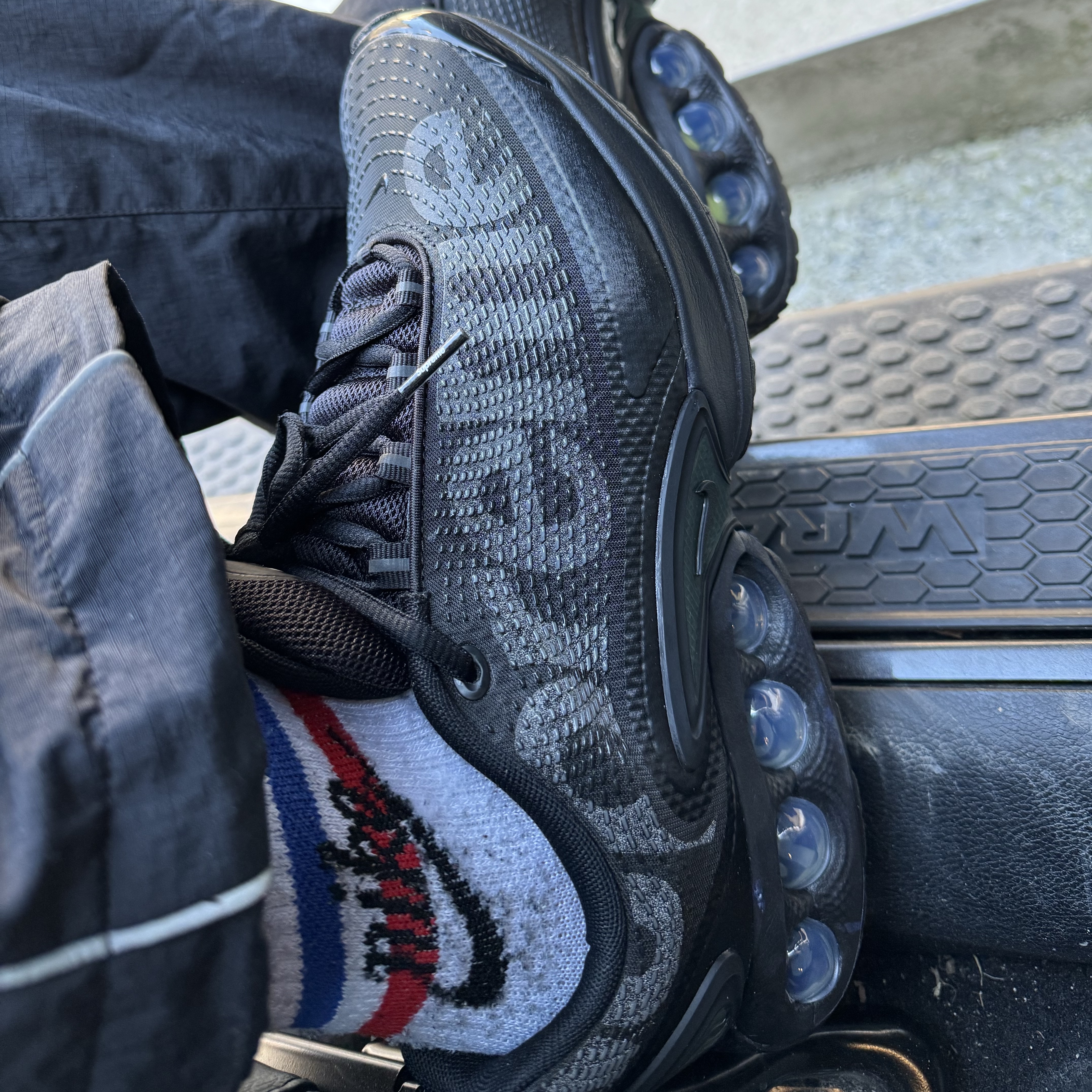 Nike x Supreme Air Max DN SP Black Galactic Jade 착용 스타일