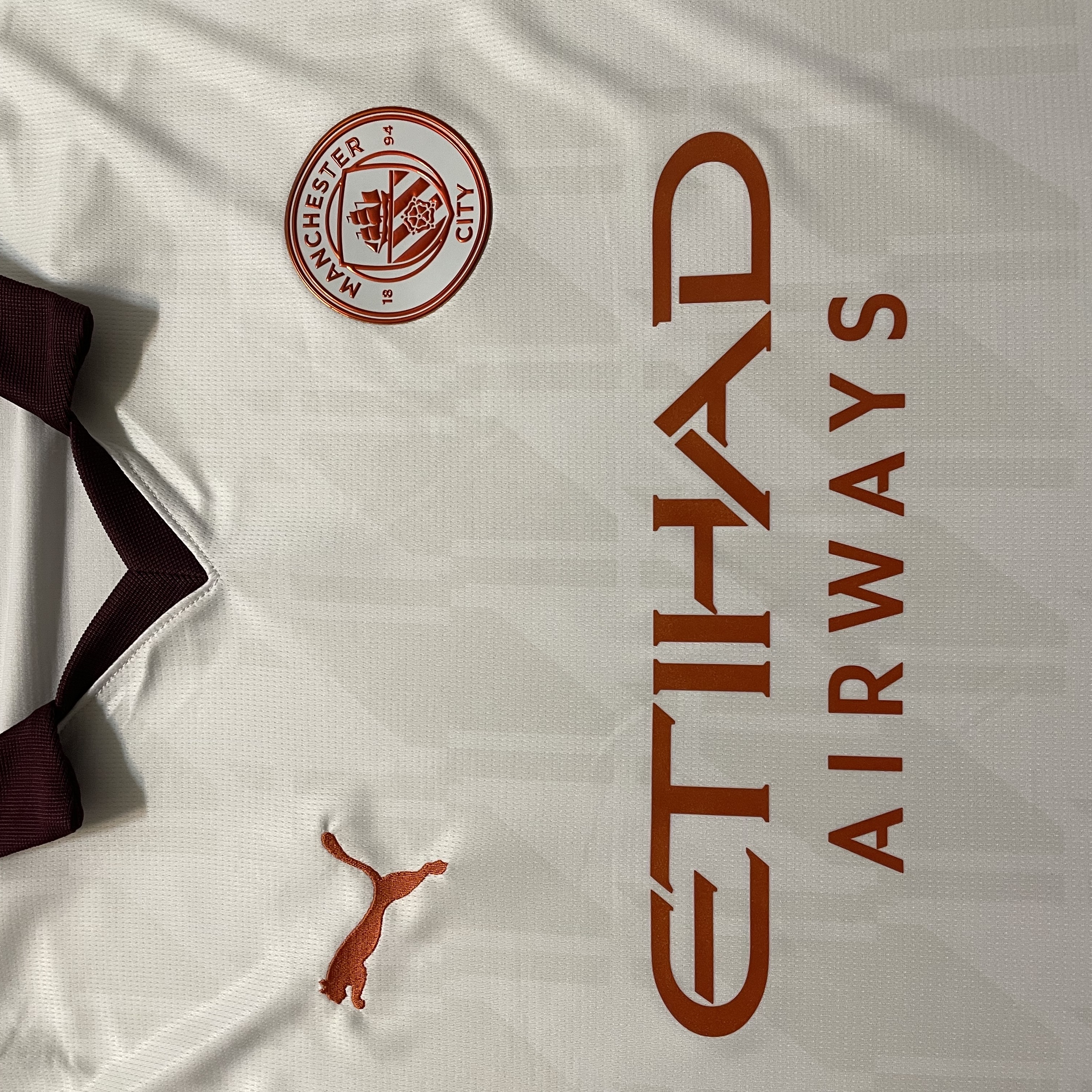 Puma Manchester City 2023/24 Away Jersey White Aubergine (Non Marking Ver.) 착용 스타일 - 1