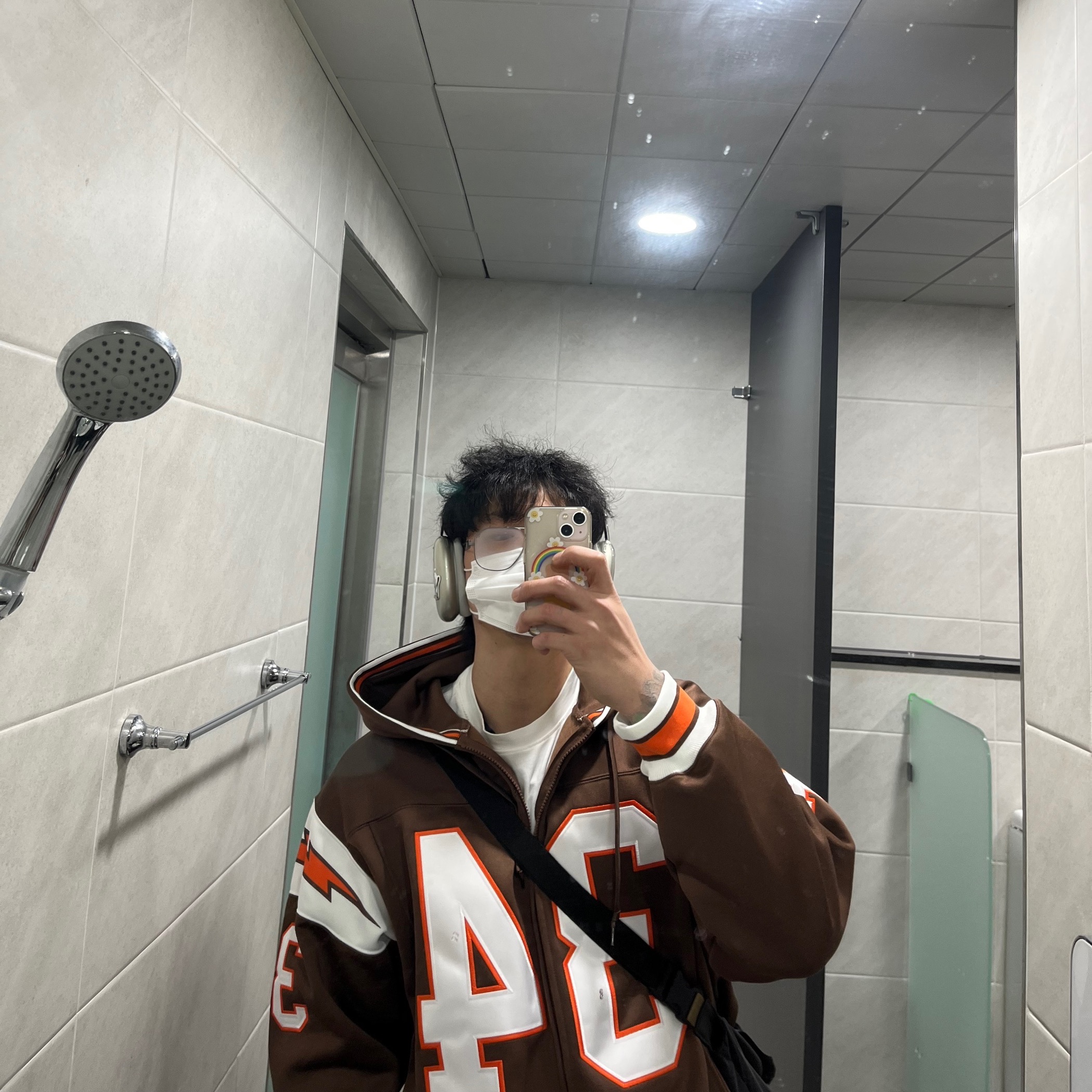 Supreme Football Zip Up Hooded Sweatshirt Brown - 24SS 착용 스타일