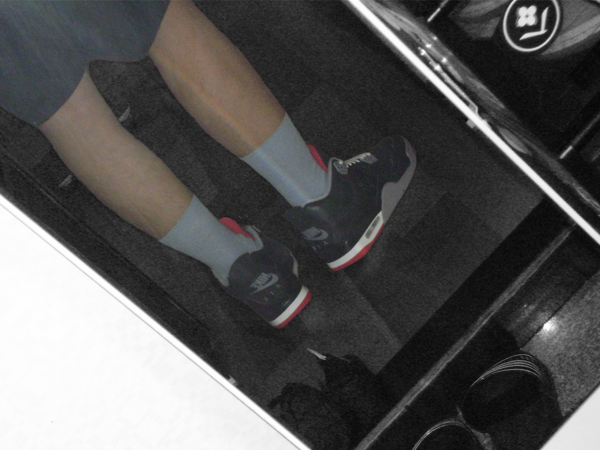 Jordan 4 Retro Bred Reimagined 착용 스타일 - 2