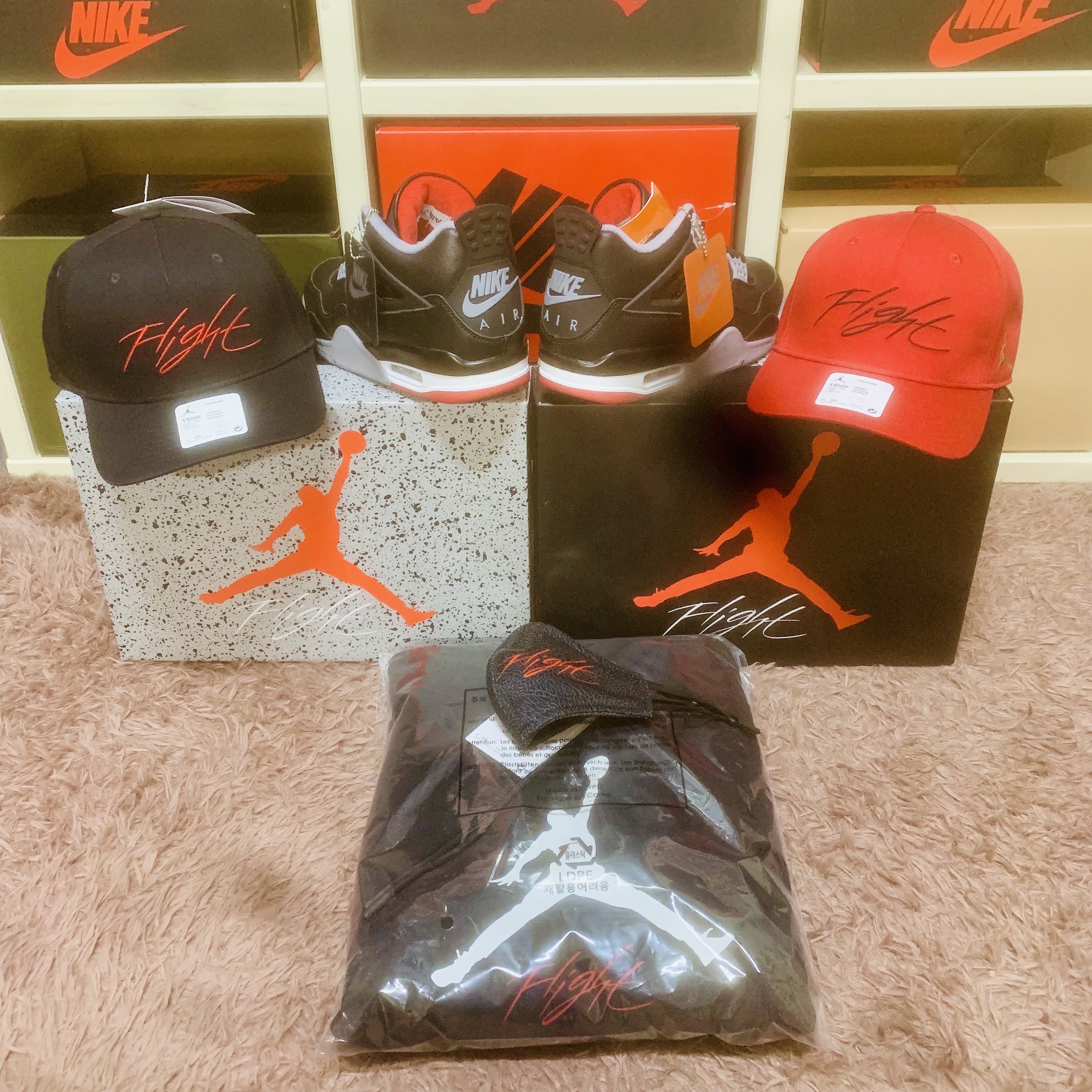 Jordan 4 Retro Bred Reimagined 착용 스타일 - 3