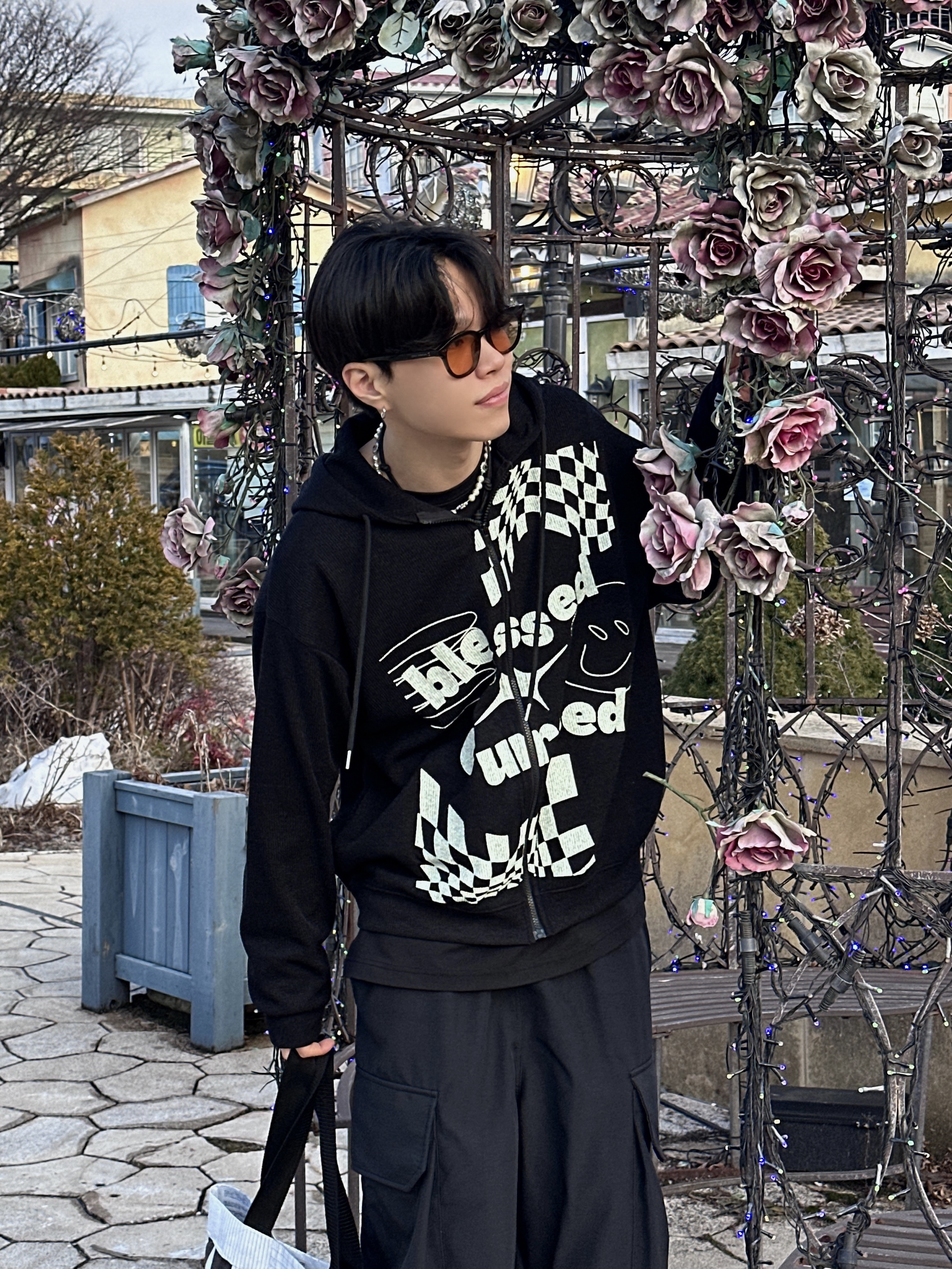 Adidas Superstar 82 Black White 착용 스타일 - 2