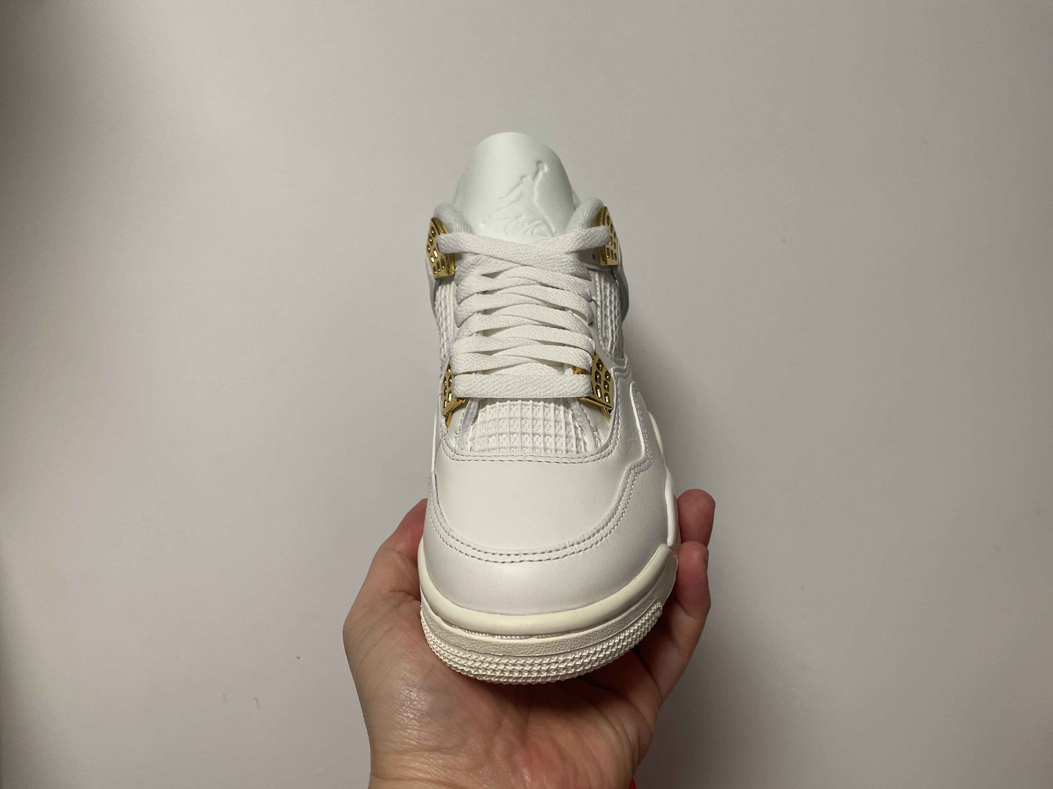 (W) Jordan 4 Retro Metallic Gold 착용 스타일 - 3