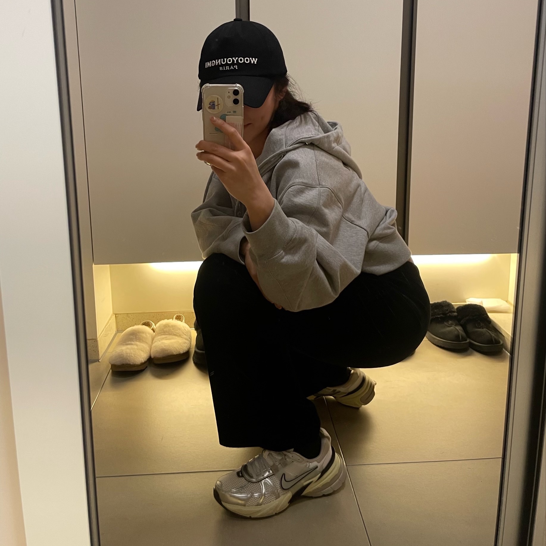 Nike V2K Run Summit White Metallic Silver, Wooyoungmi White Embroidered Logo Ball Cap Black 착용 스타일