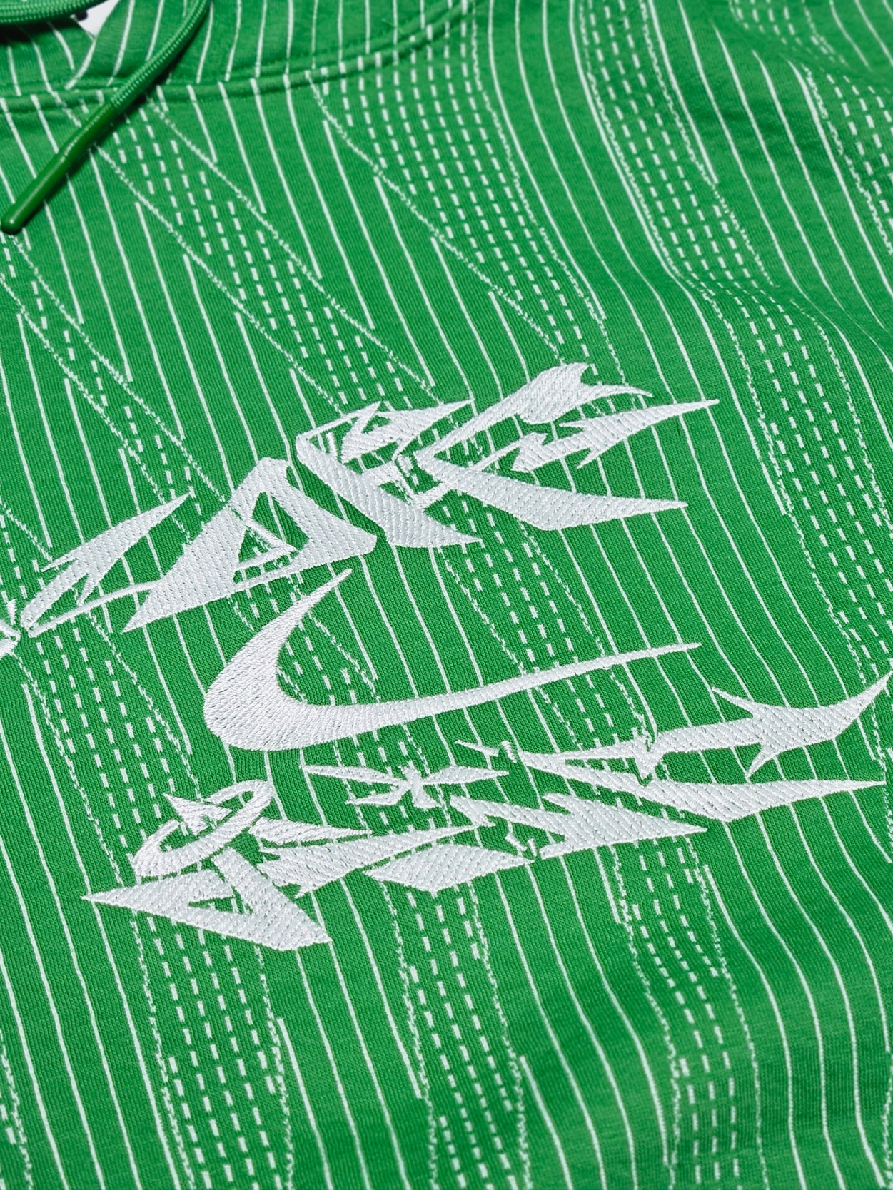 Nike x Off-White Engineered Hoodie Kelly Green - Asia 착용 스타일 - 7