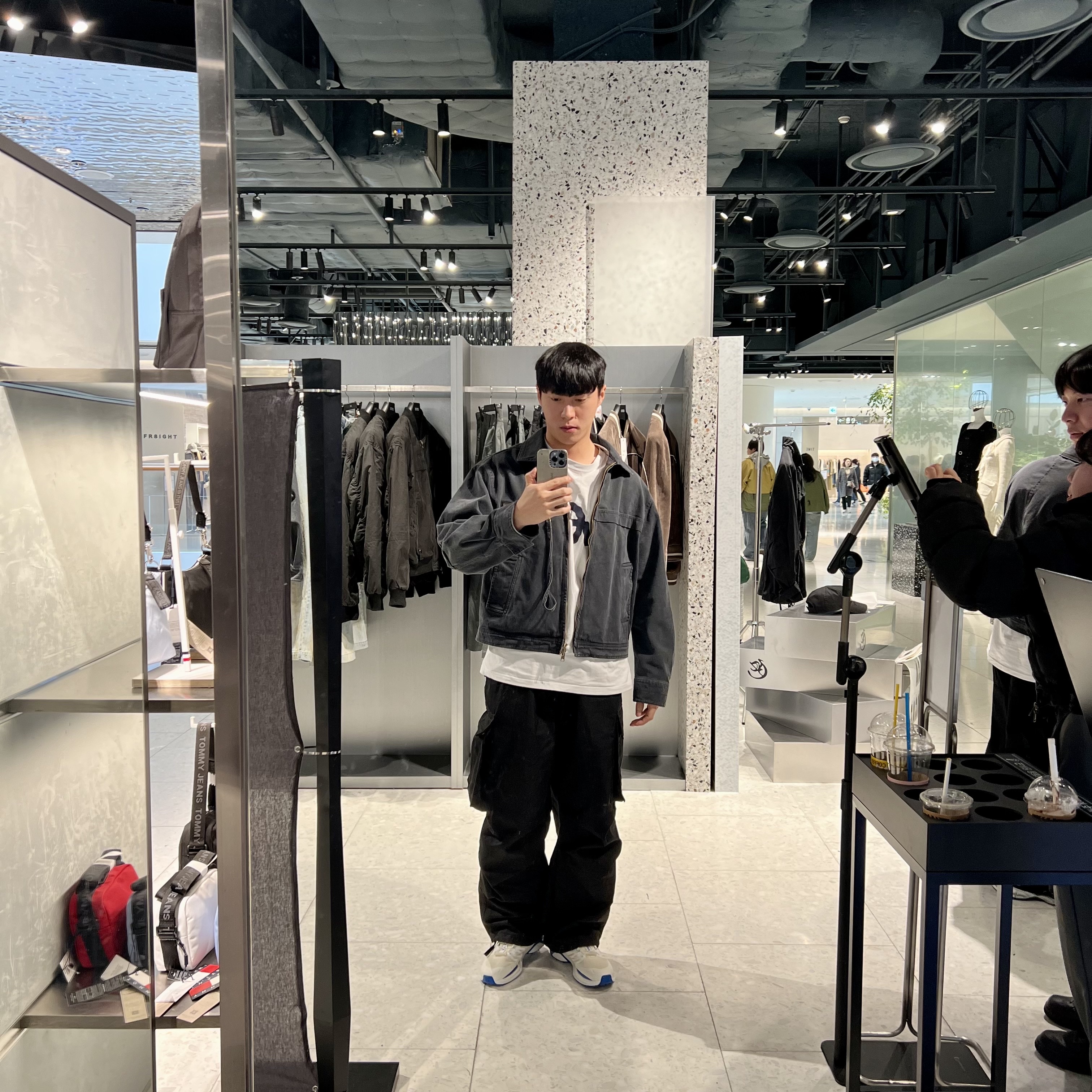 Salomon x JJJJound XT-Wings 2 White Lapis Blue, ETCE Washed Detroit Jacket Charcoal 착용 스타일