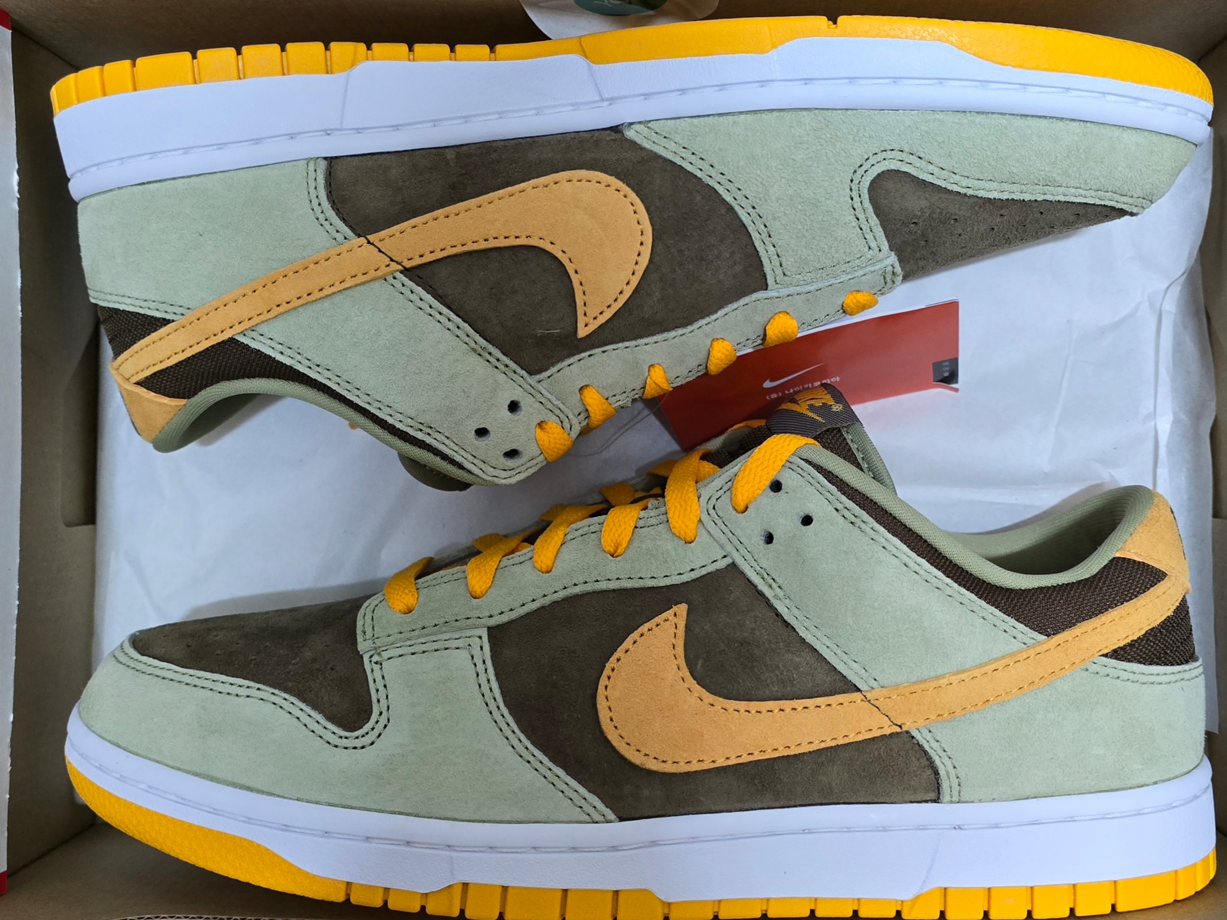 Nike Dunk Low SE Dusty Olive 착용 스타일