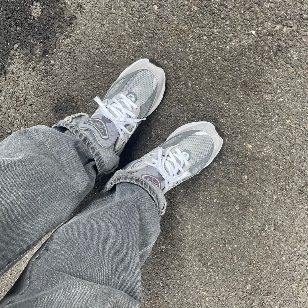New Balance 990v6 Made in USA Grey - D Standard 착용 스타일