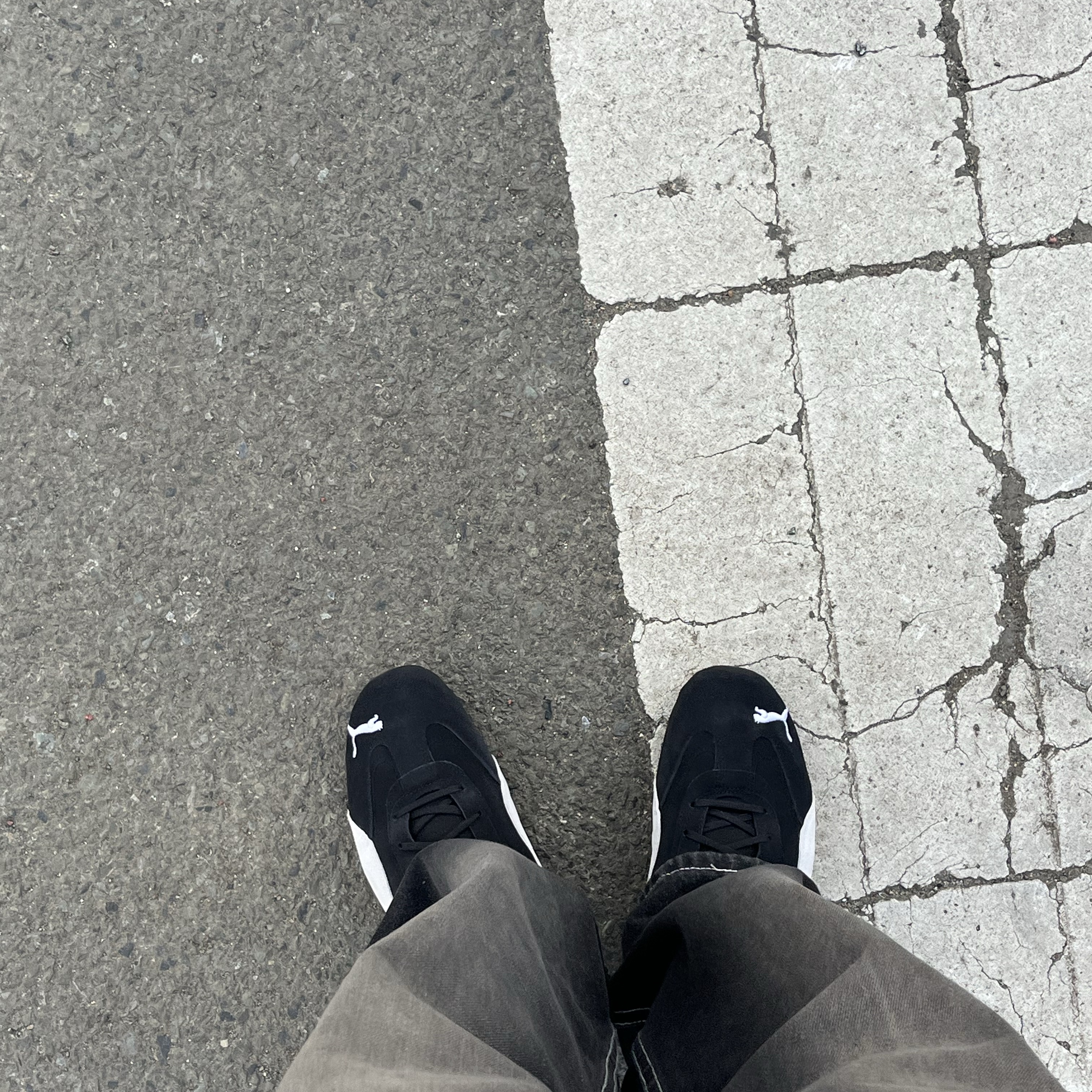 Puma Speedcat LS Black White 착용 스타일