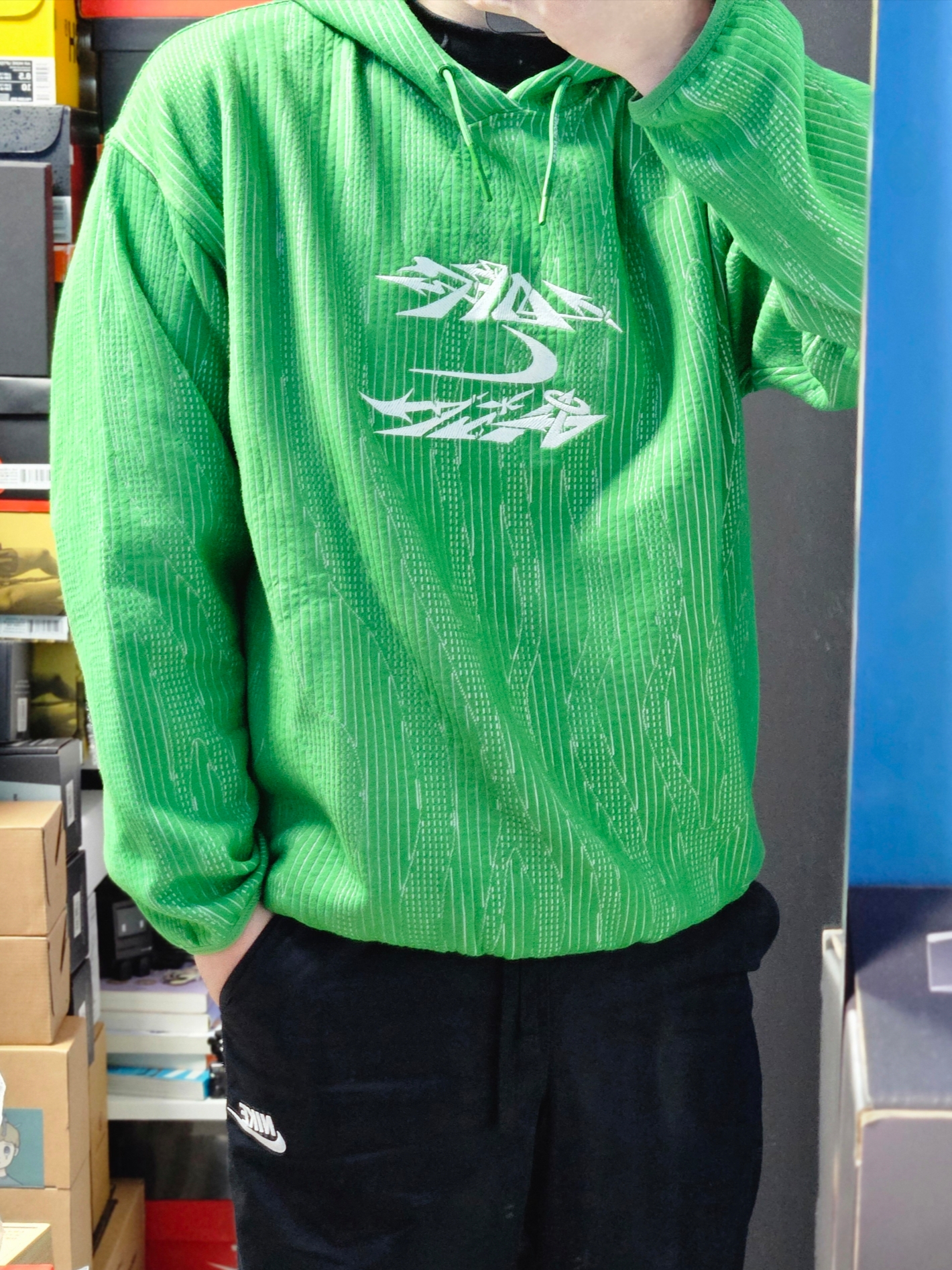 Nike x Off-White Engineered Hoodie Kelly Green - Asia 착용 스타일 - 1