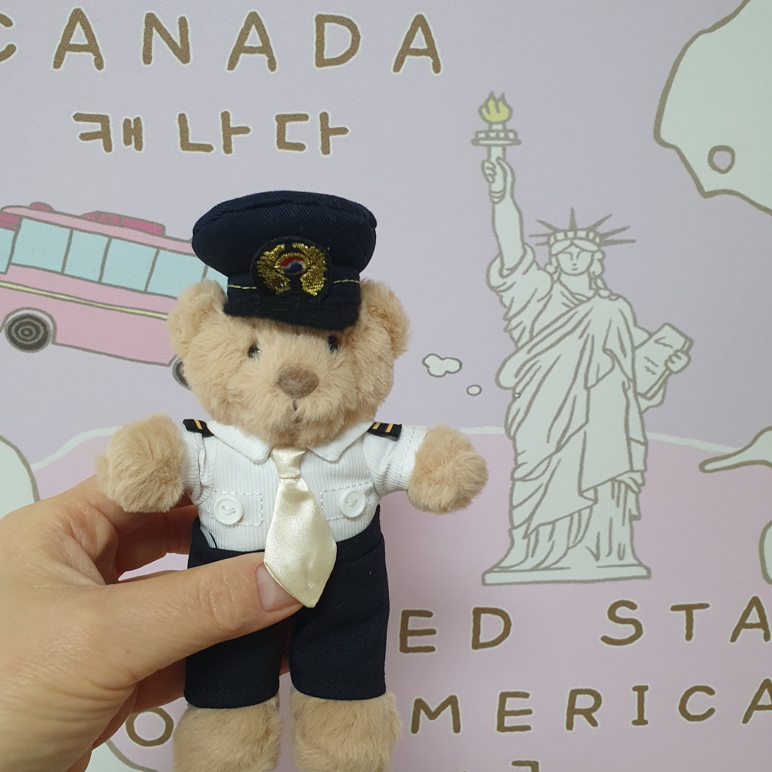 Korean Air Teddy Bear Keyring Pilot 착용 스타일