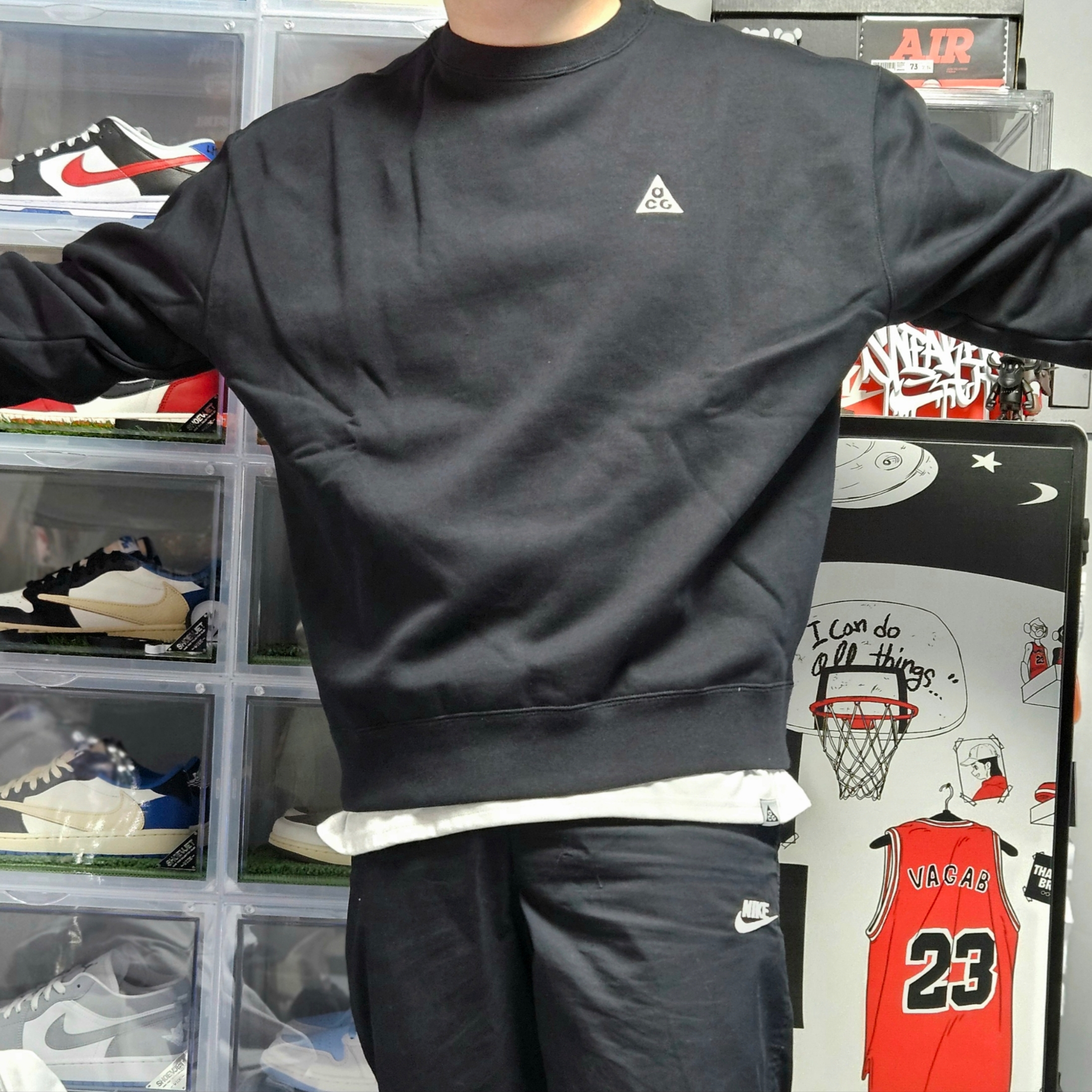 Nike ACG Therma-Fit Crew Fleece Sweatshirt Black - Asia 착용 스타일 - 1