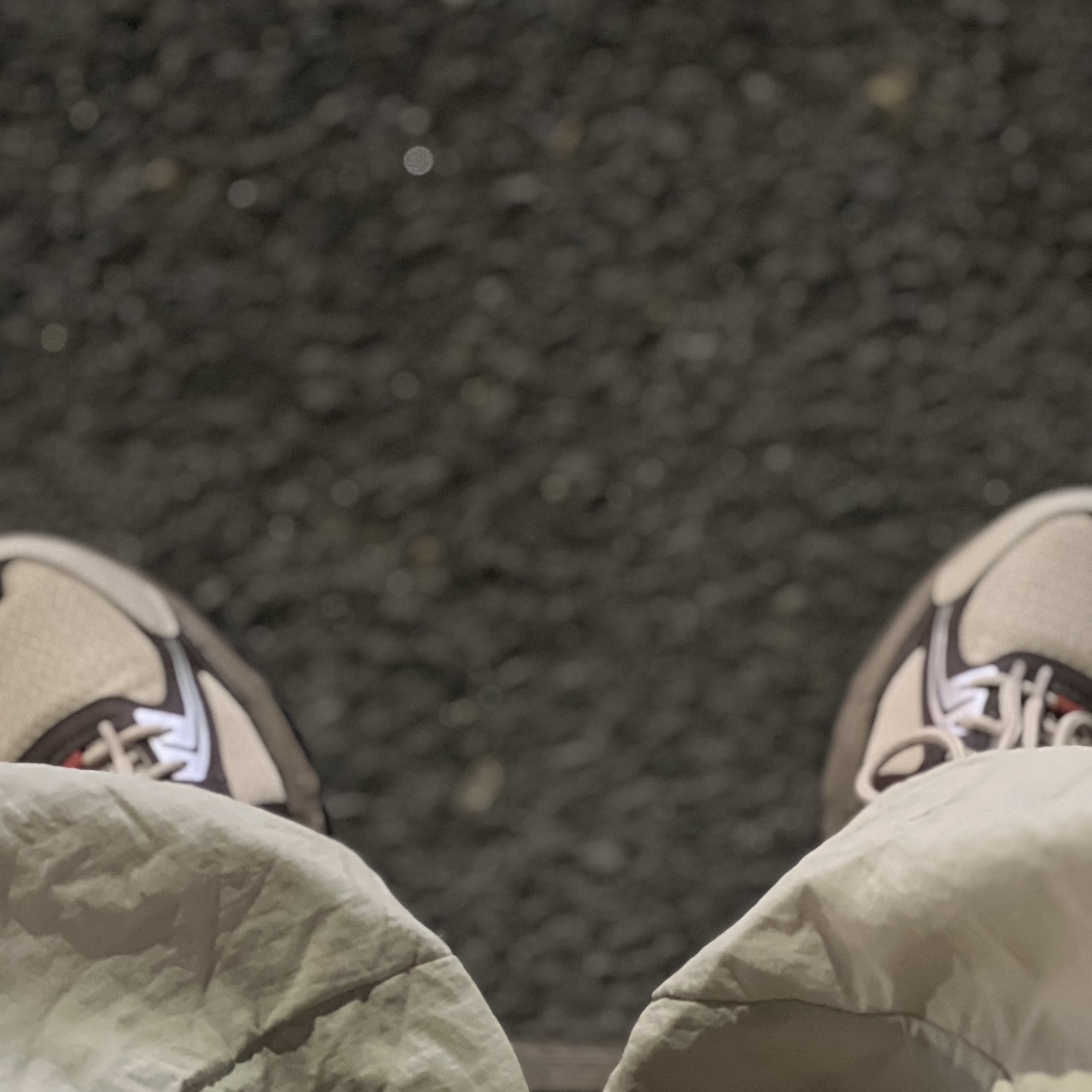 (W) Asics Gel-Venture 6 Simply Taupe 착용 스타일 - 1