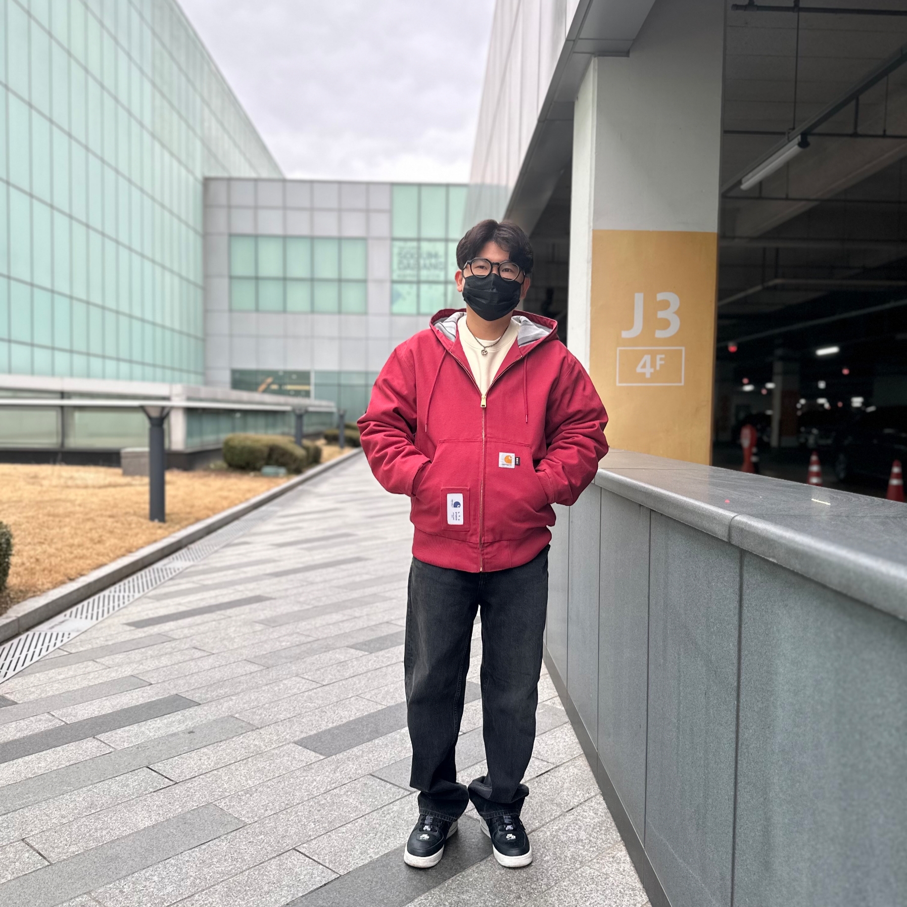 Carhartt WIP x IAB Studio OG Active Jacket Earth Red 착용 스타일 - 2