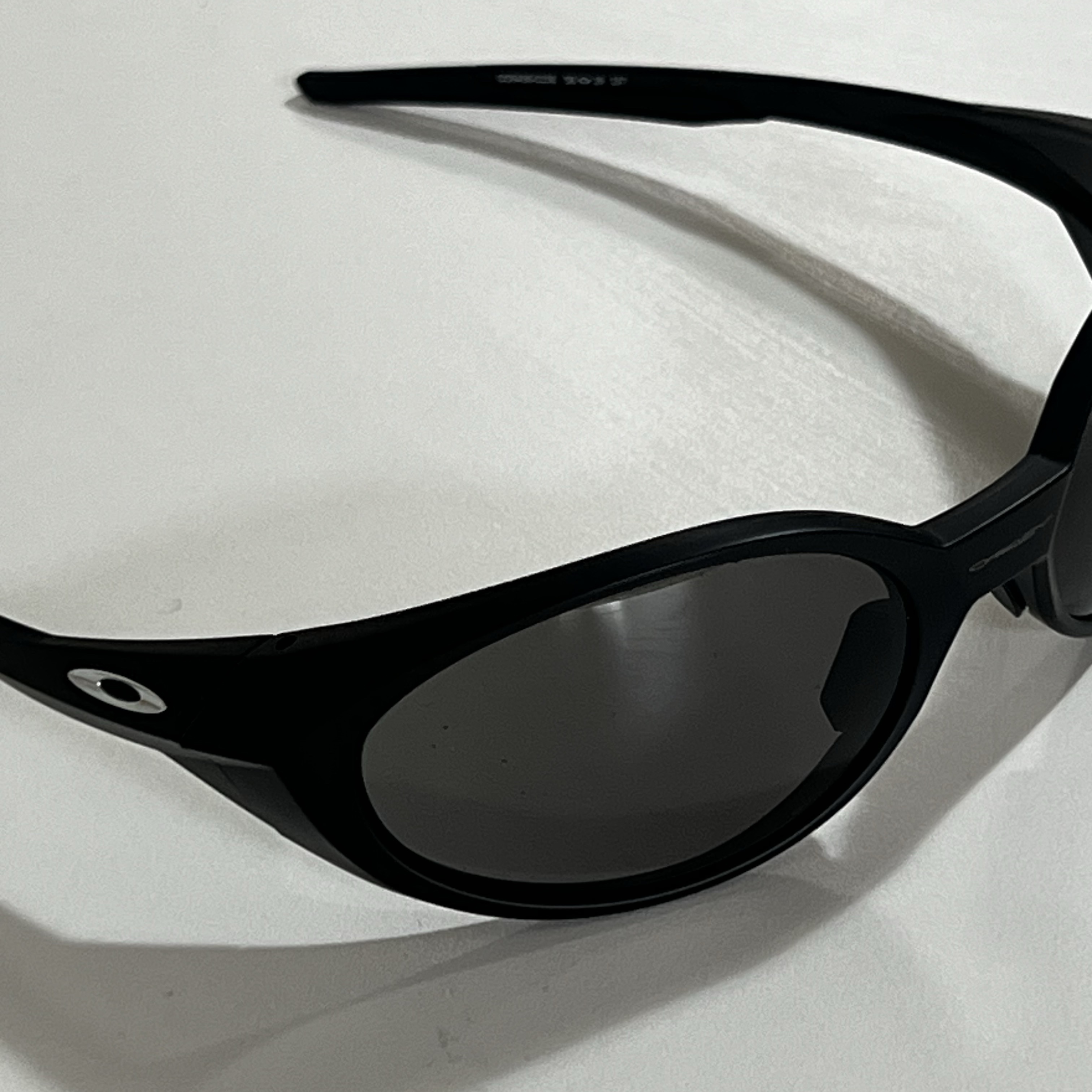 Oakley Eye Jacket Redux Matte Black Frame Prizm Grey Lenses High Bridge Fit 착용 스타일