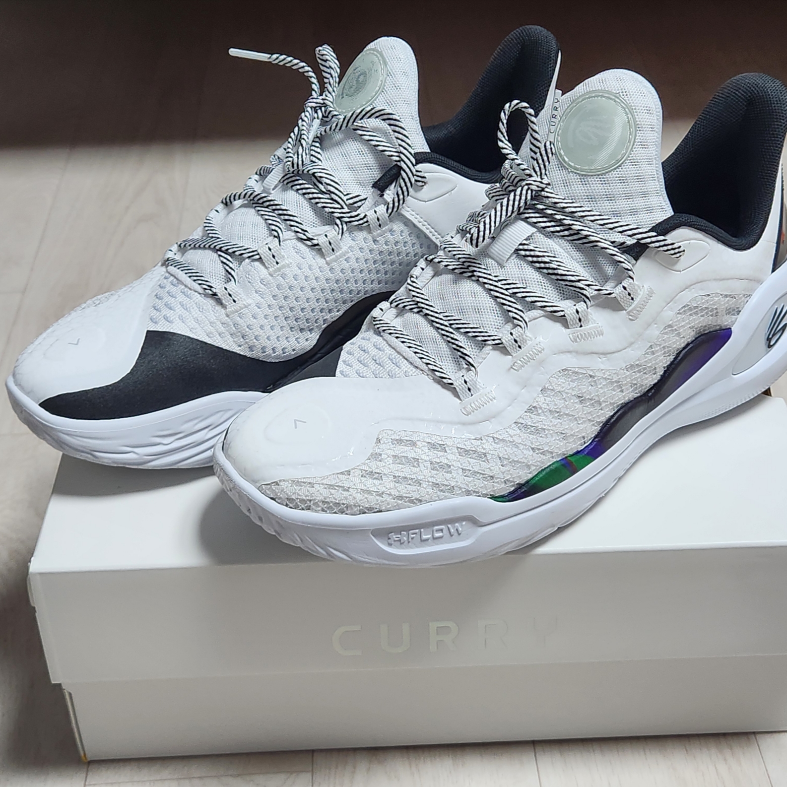 Under Armour x Bruce Lee Curry 11 Wind, Nike Zoom Freak 5 TB EP Triple White 착용 스타일 - 1