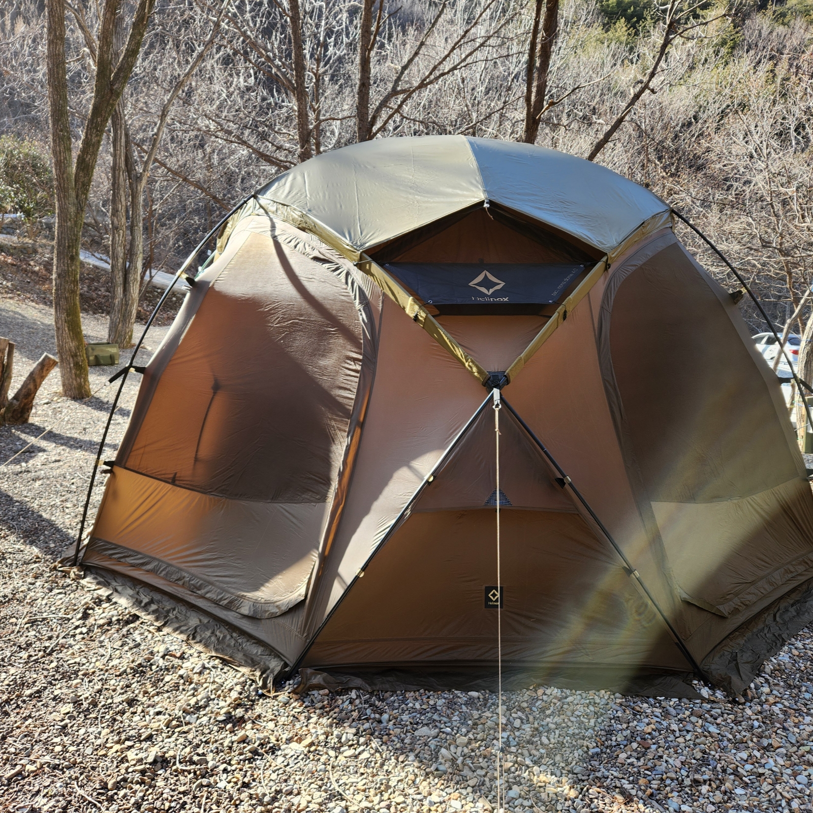 Helinox Tactical Nona Dome 4.0 Coyote Tan 착용 스타일 - 1