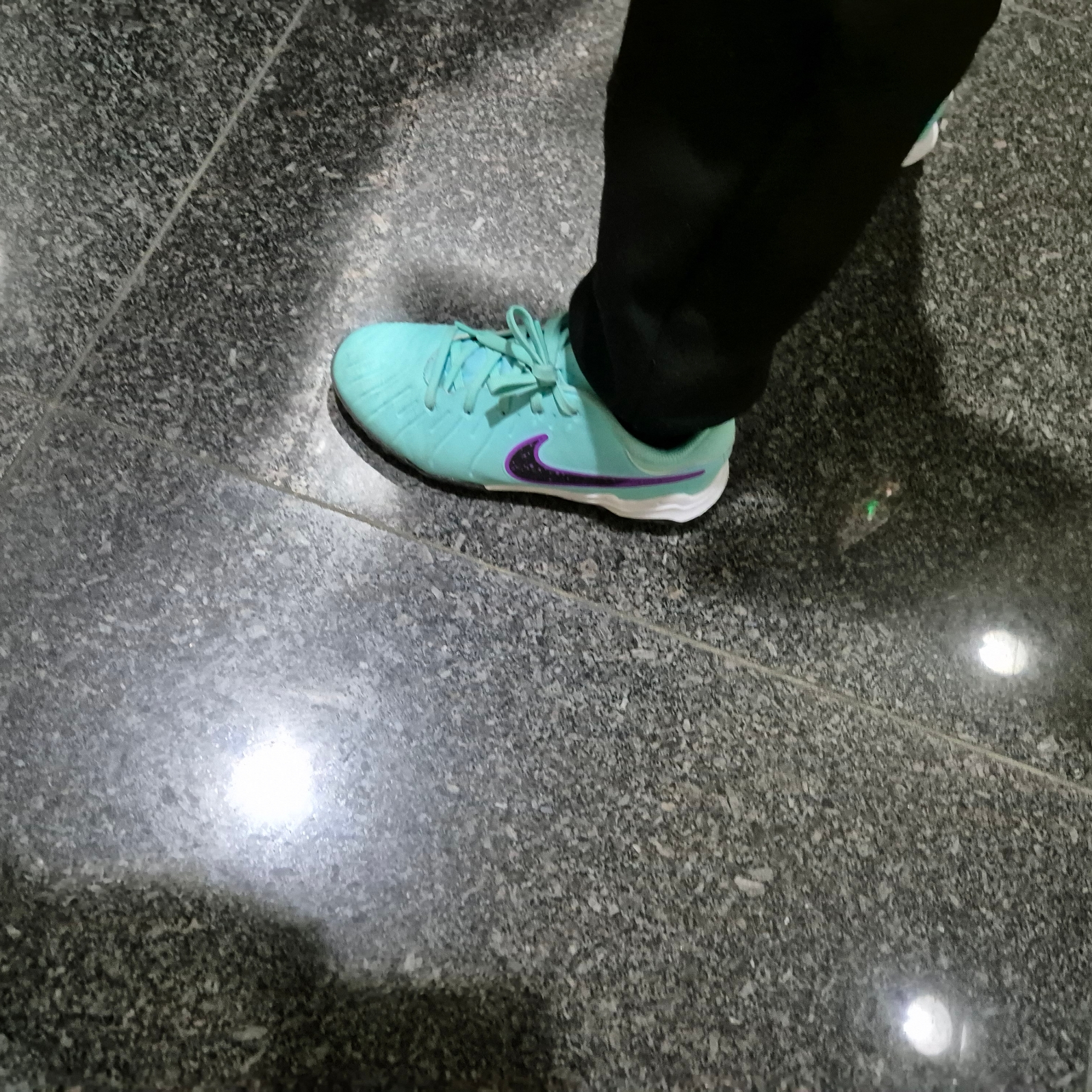 (JR) Nike Tiempo Legend 10 Academy TF Hyper Turquoise 착용 스타일