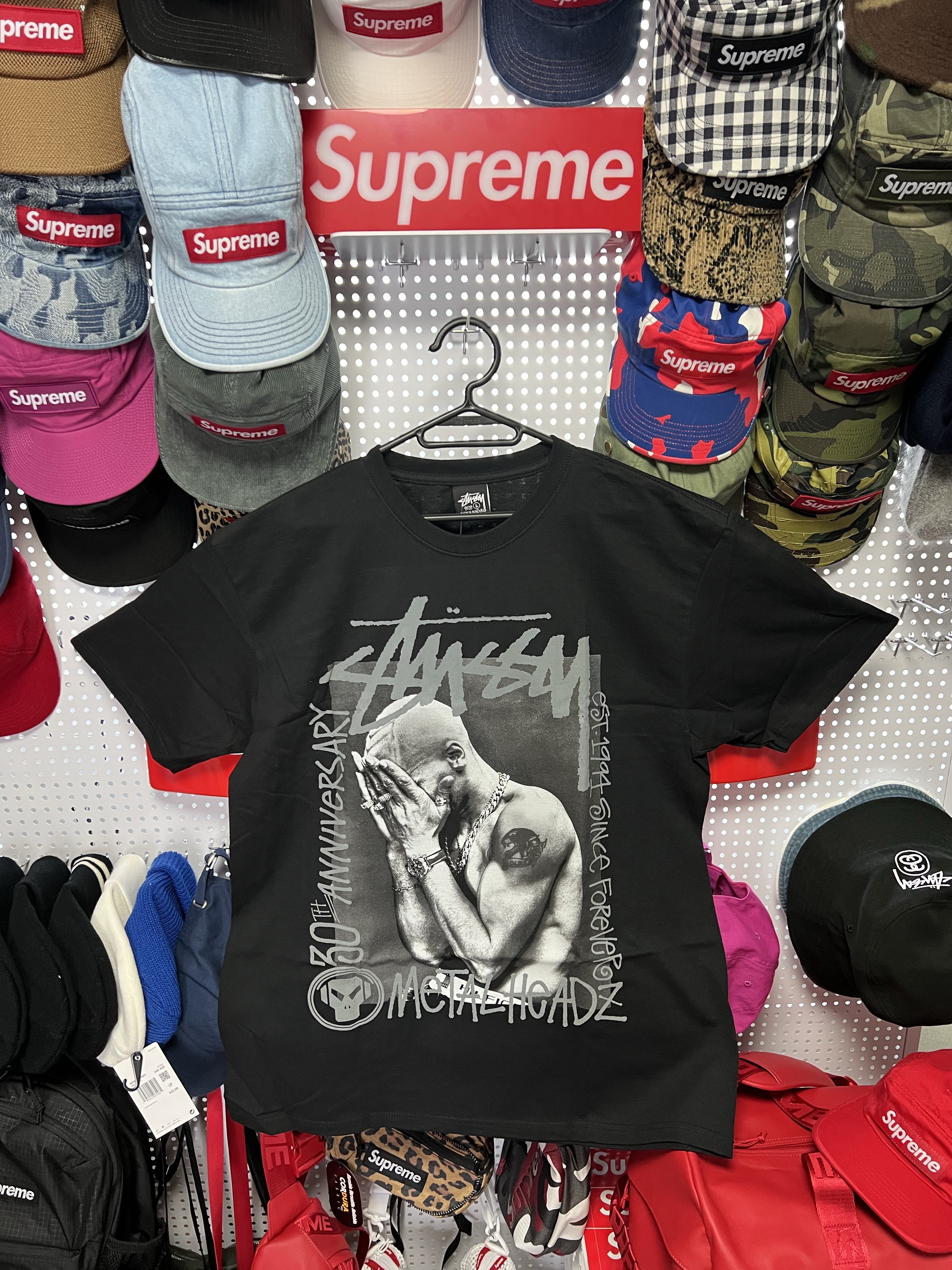 Stussy x Goldie Metalheadz 30 T-Shirt Black 착용 스타일 - 1