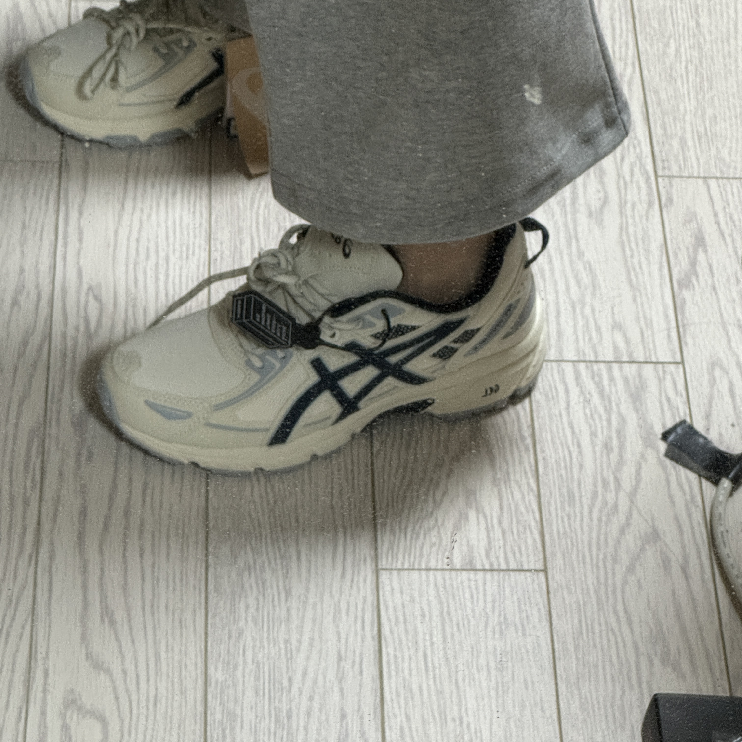 Asics Gel-Venture 6 SPS Birch French Blue 착용 스타일