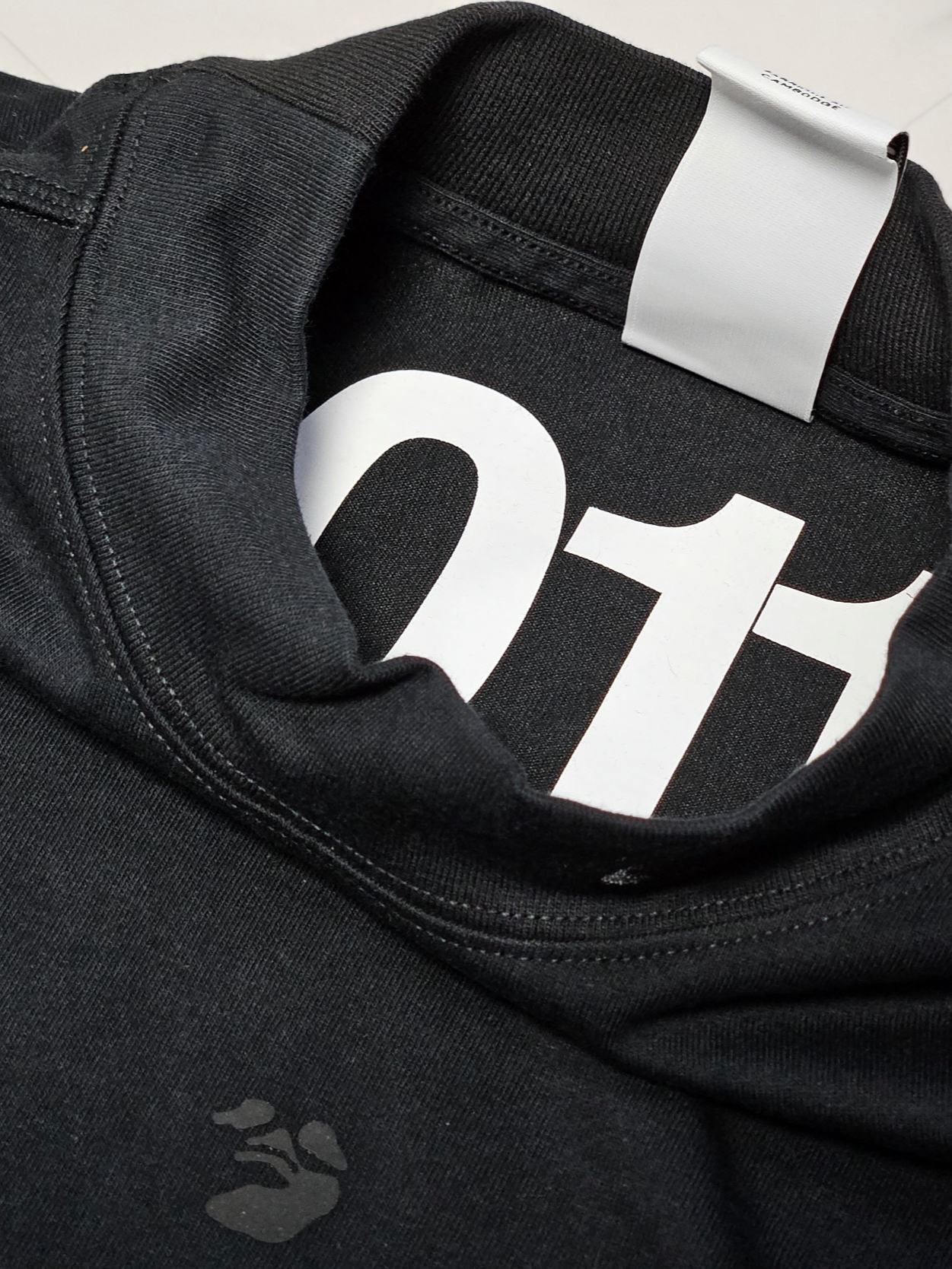 Nike x Off-White Mock Neck Short Sleeve Top Black - Asia 착용 스타일 - 5