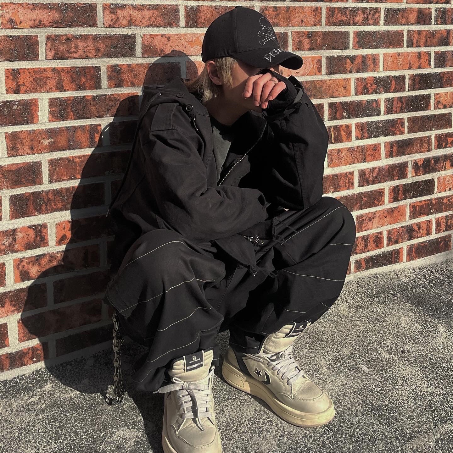 Converse x Drkshdw Turbowpn Pelican 착용 스타일 - 4