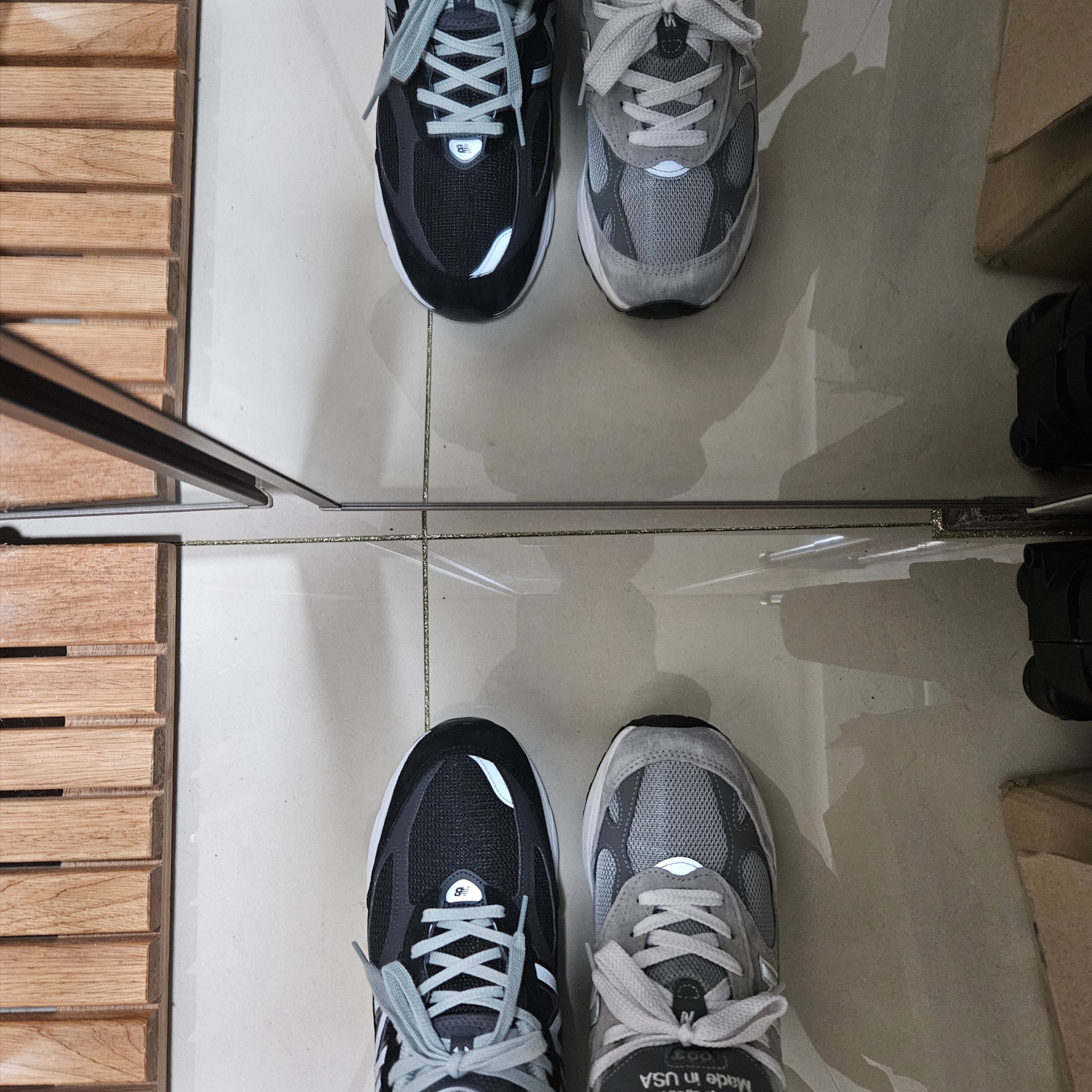 New Balance 990v6 Made in USA Black White, New Balance 993 Made in USA Grey - D Standard 착용 스타일