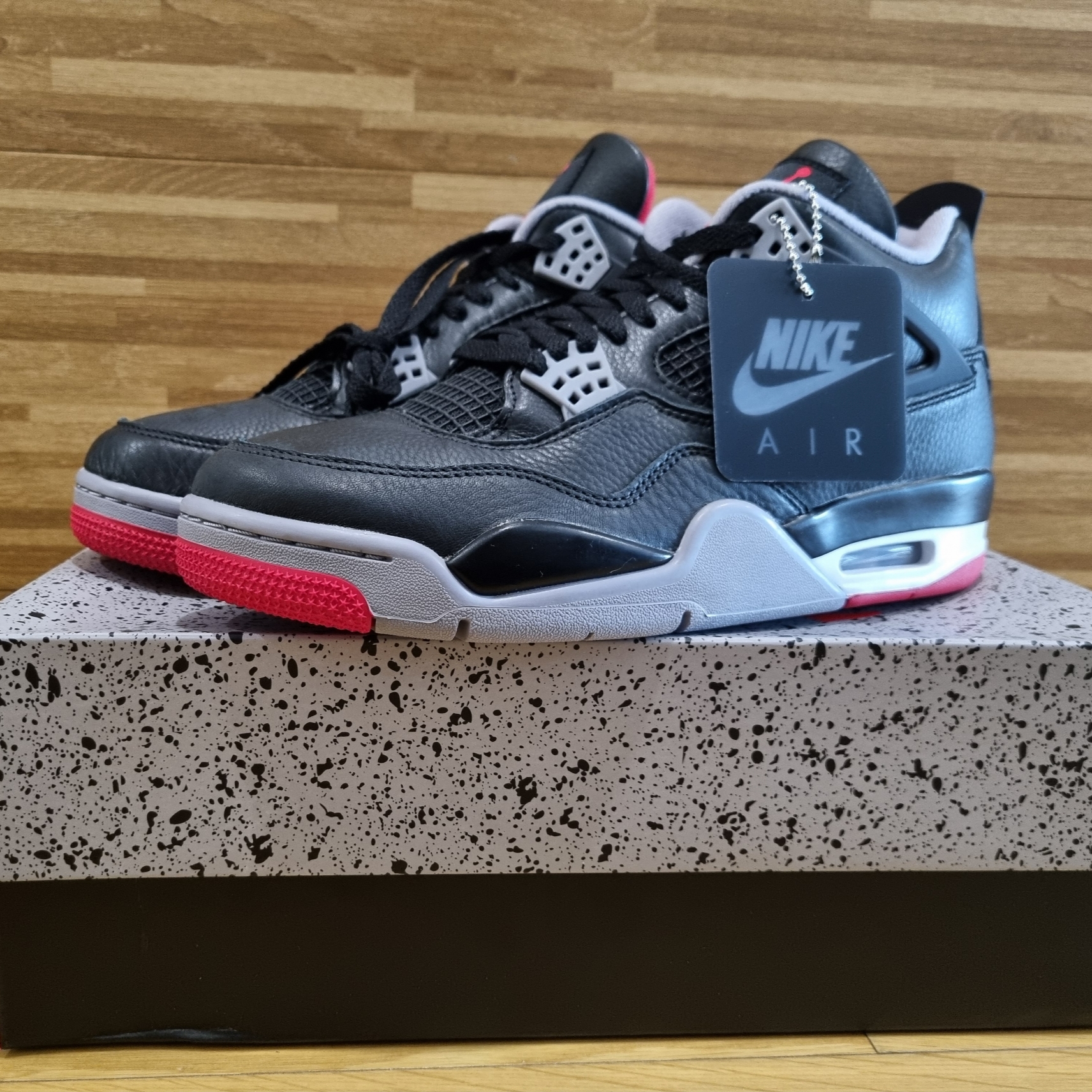 Jordan 4 Retro Bred Reimagined 착용 스타일